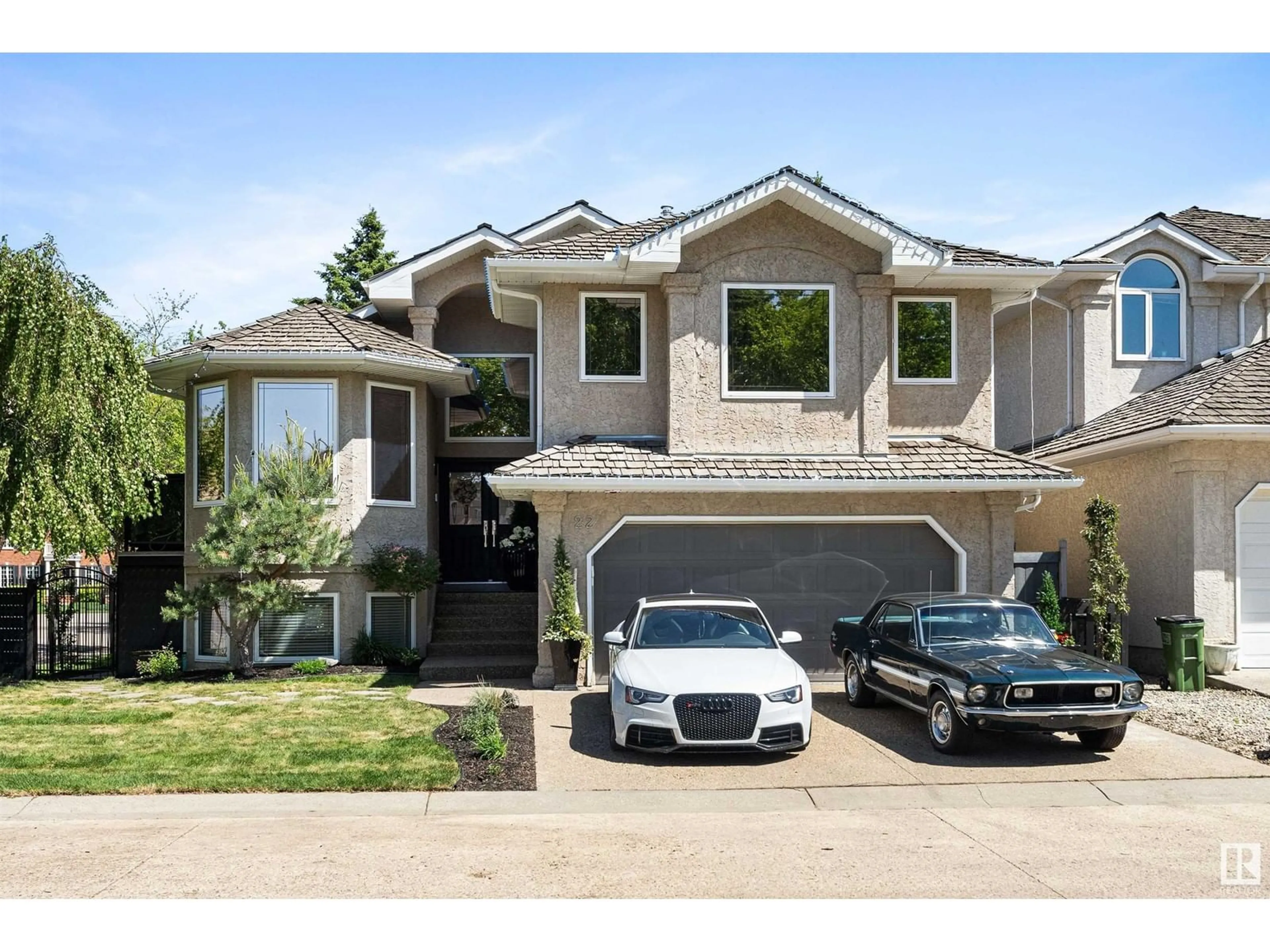 Home with vinyl exterior material, street for 22 PRESTIGE PT, Edmonton Alberta T6M2T3