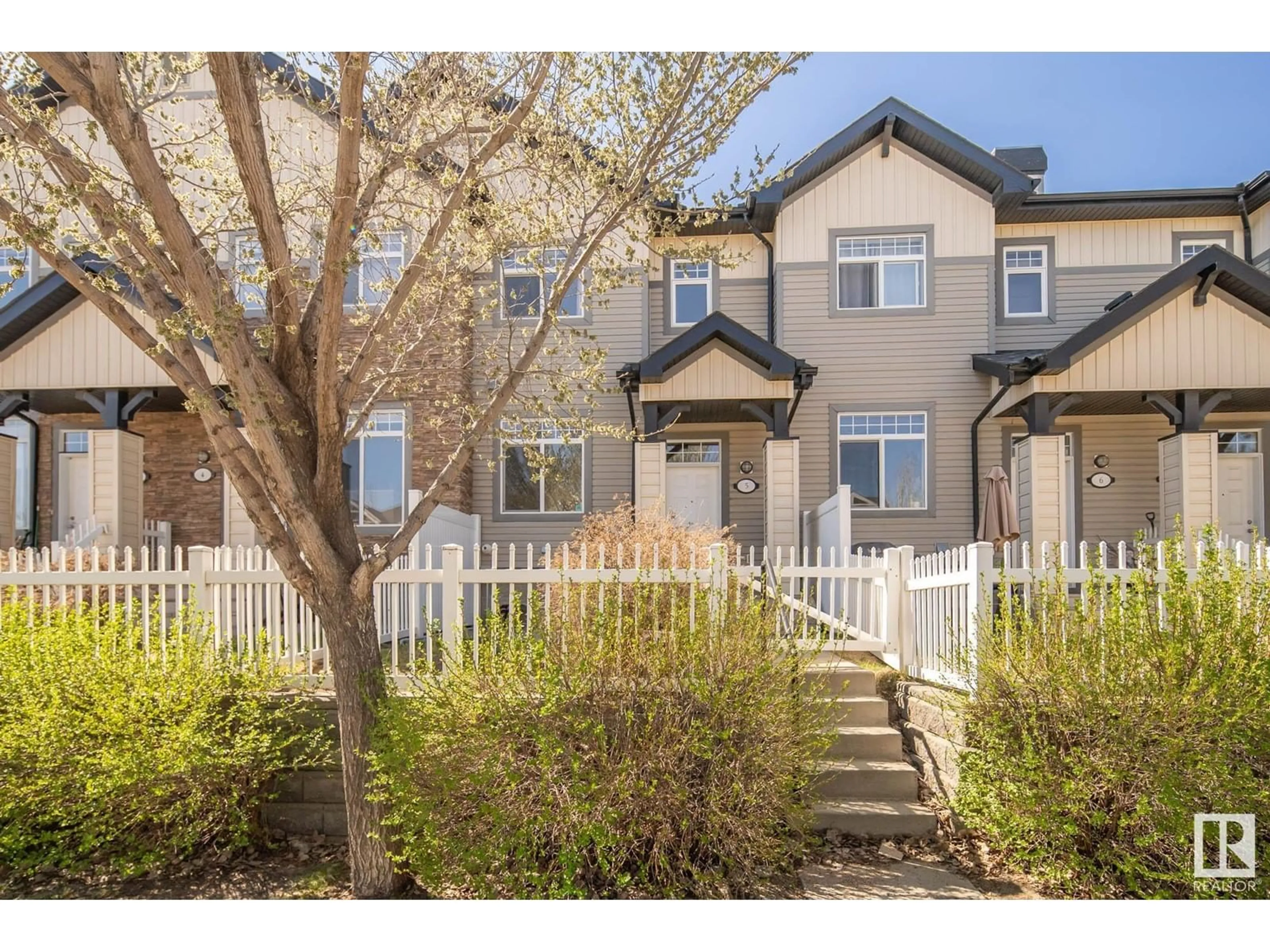 Unknown for #5 - 465 HEMINGWAY RD, Edmonton Alberta T6M0J7