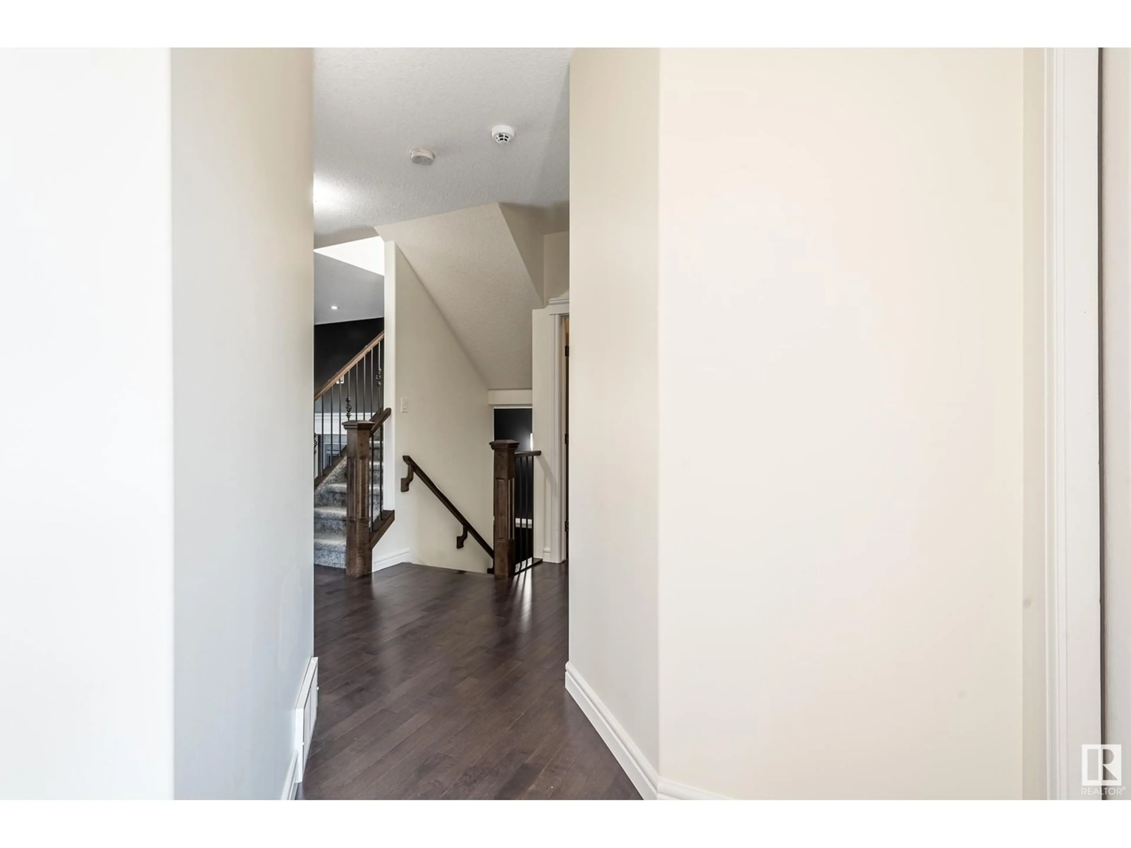 Unknown for 17056 43 ST, Edmonton Alberta T5Y0Z3