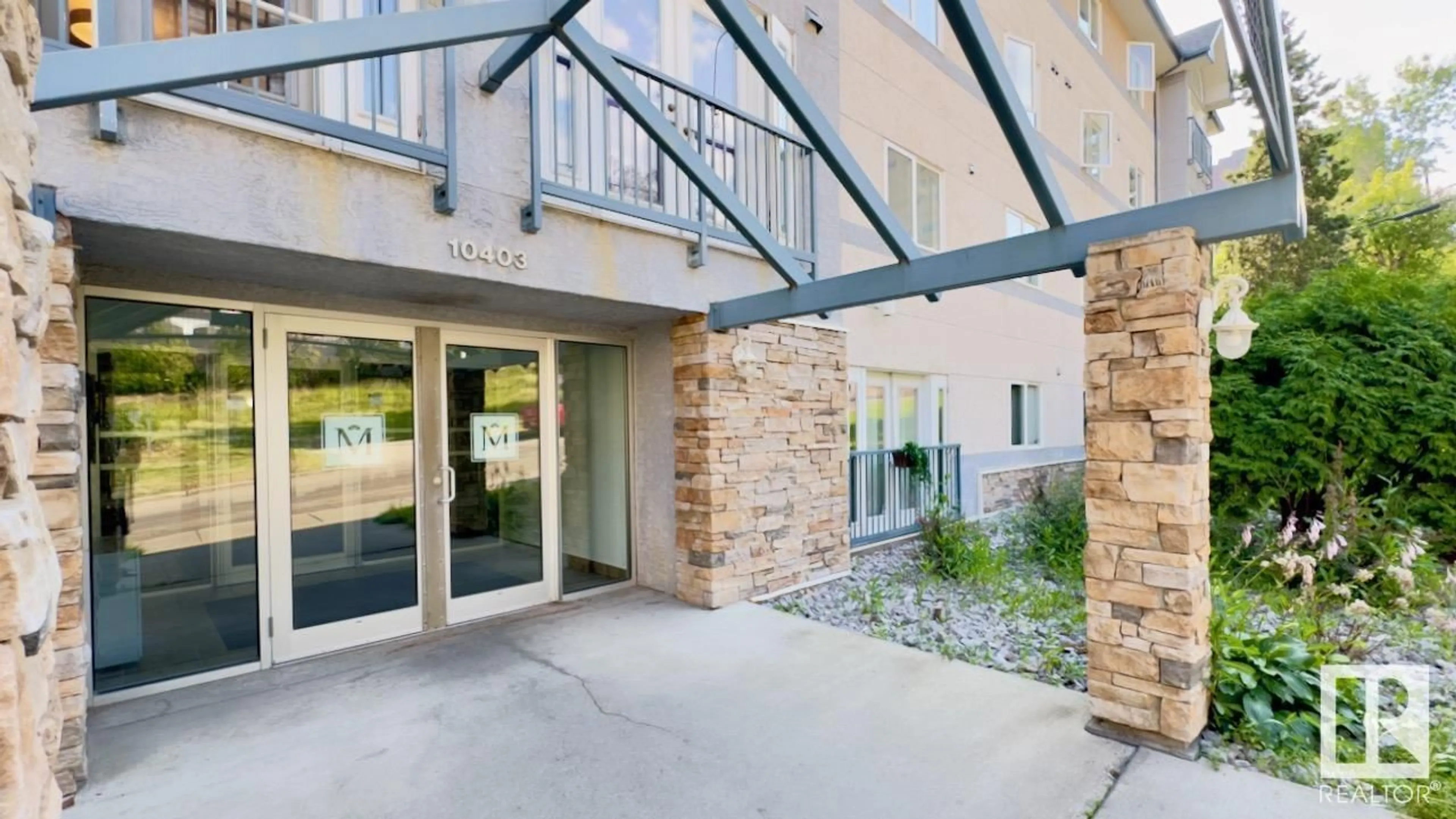 Patio, building for #308 - 10403 98 AV, Edmonton Alberta T5K2Y5