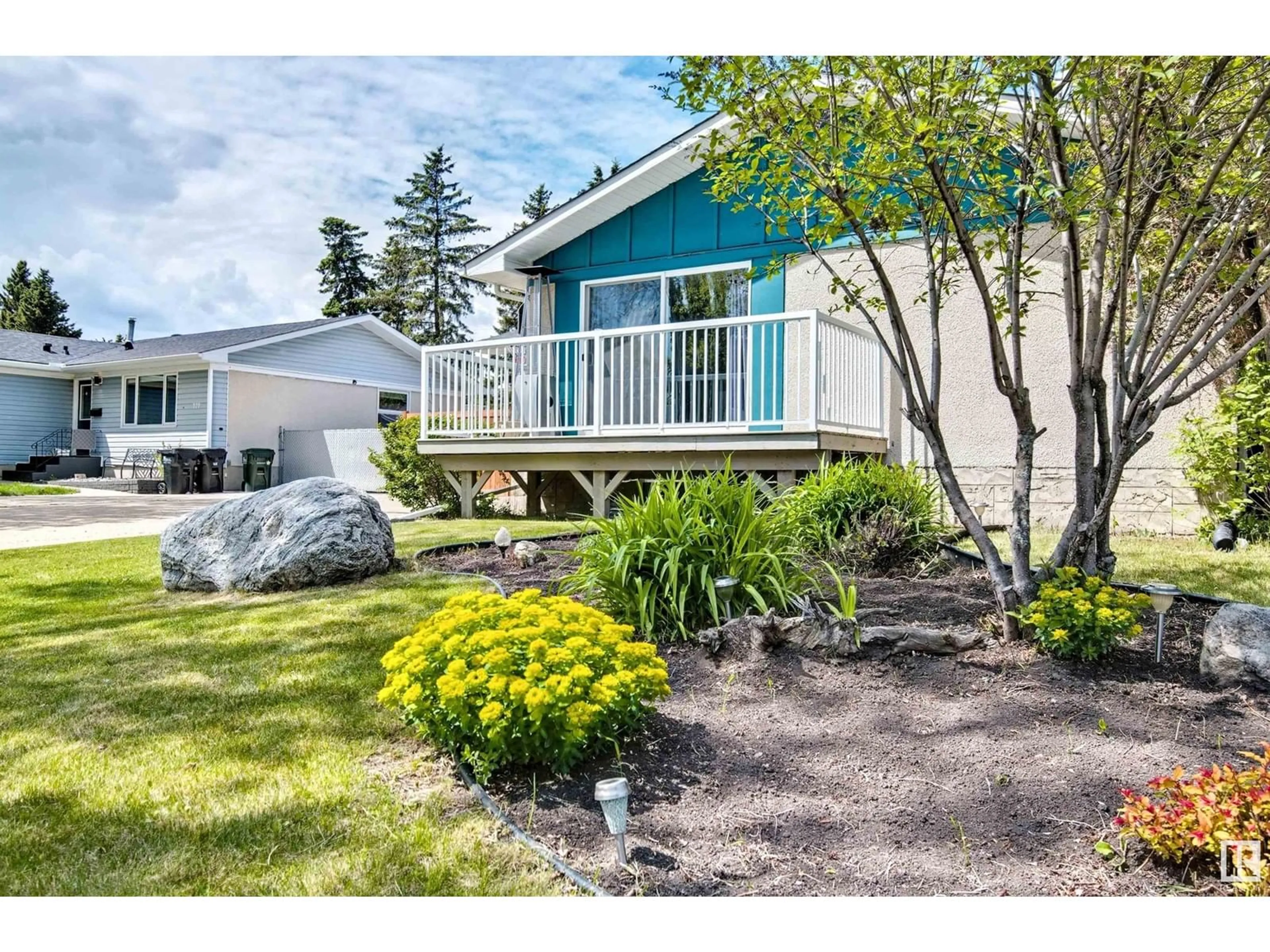 Home with vinyl exterior material, unknown for 775 ALDER AV, Sherwood Park Alberta T9A1V1