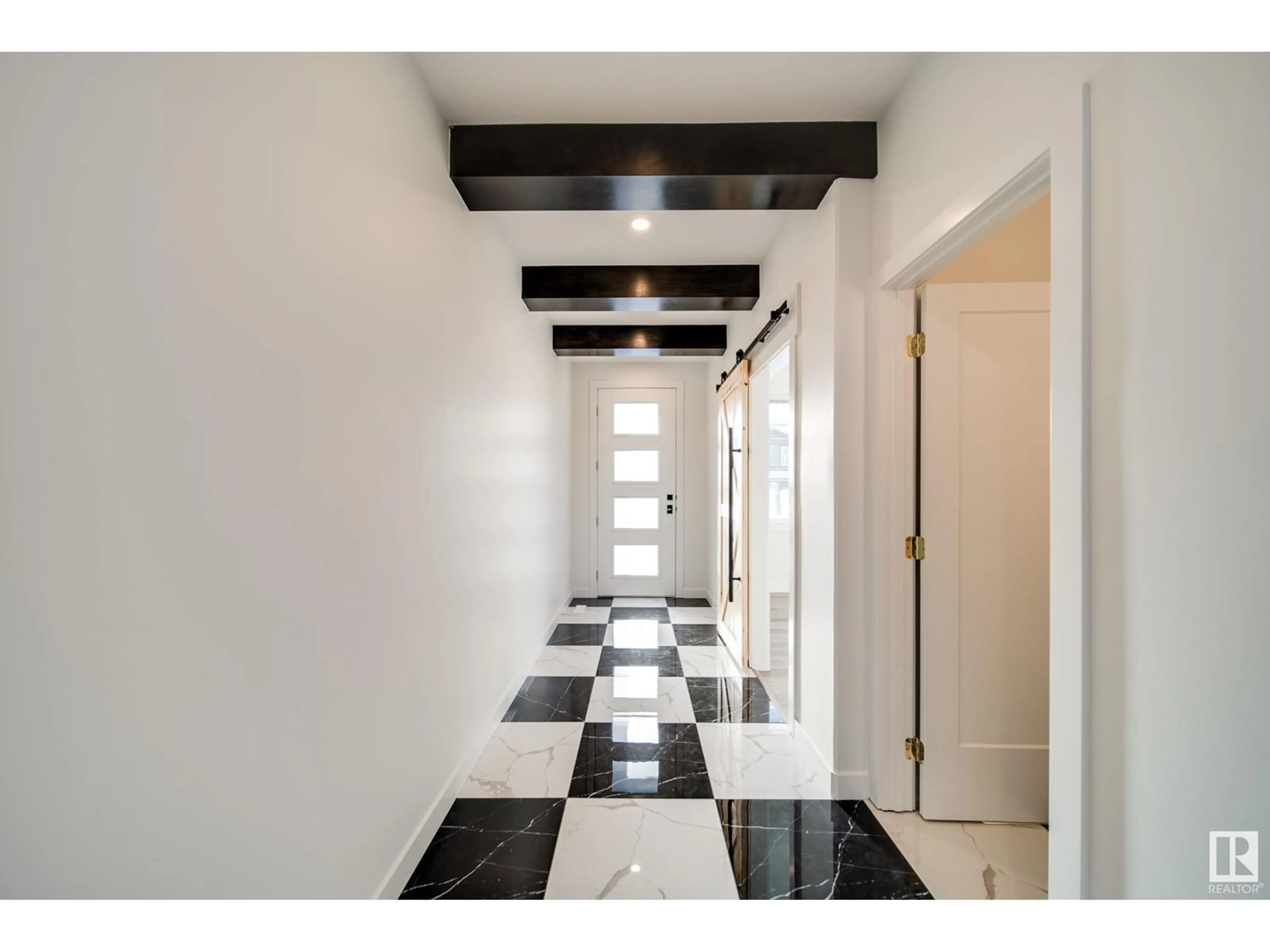 Indoor entryway for SW - 6474 KING WD, Edmonton Alberta T6W1A5