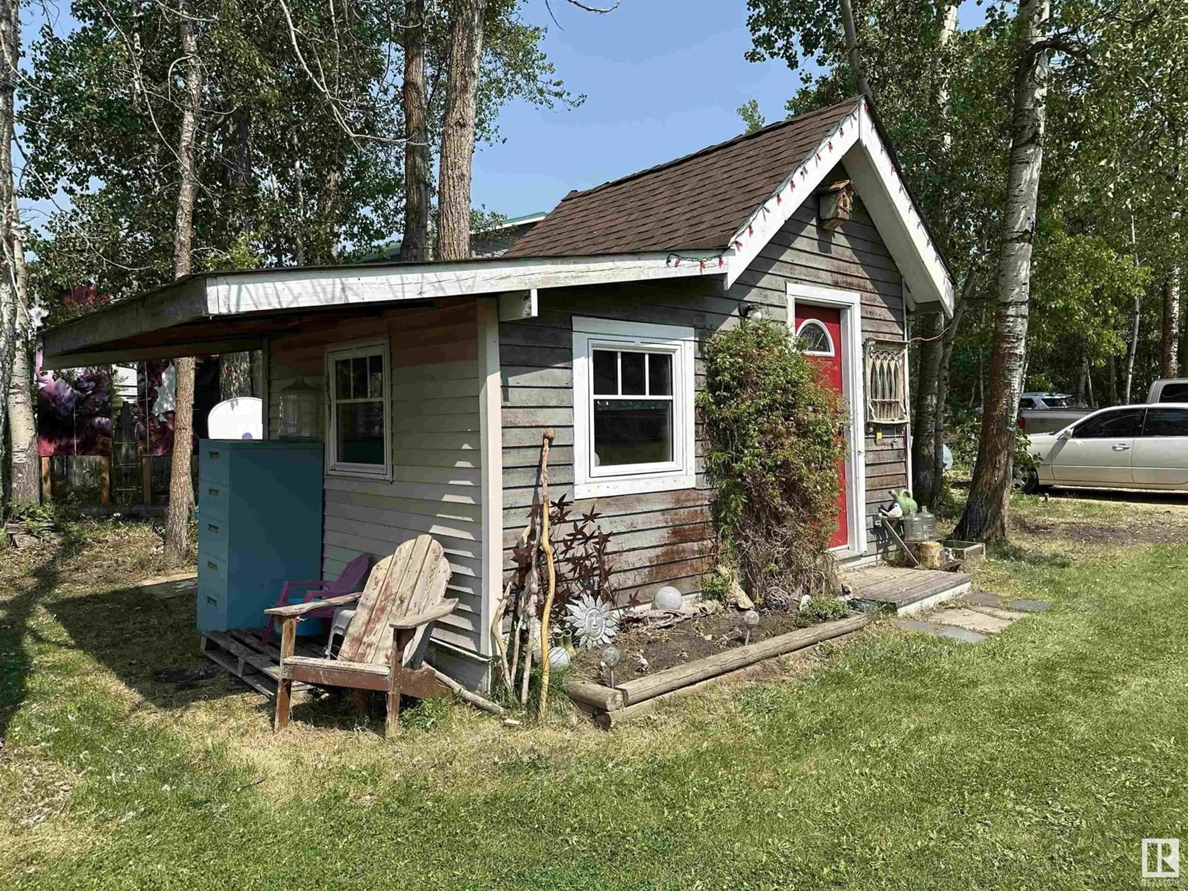 Shed for 70 - 52343 RGE ROAD 211, Rural Strathcona County Alberta T8G1A6