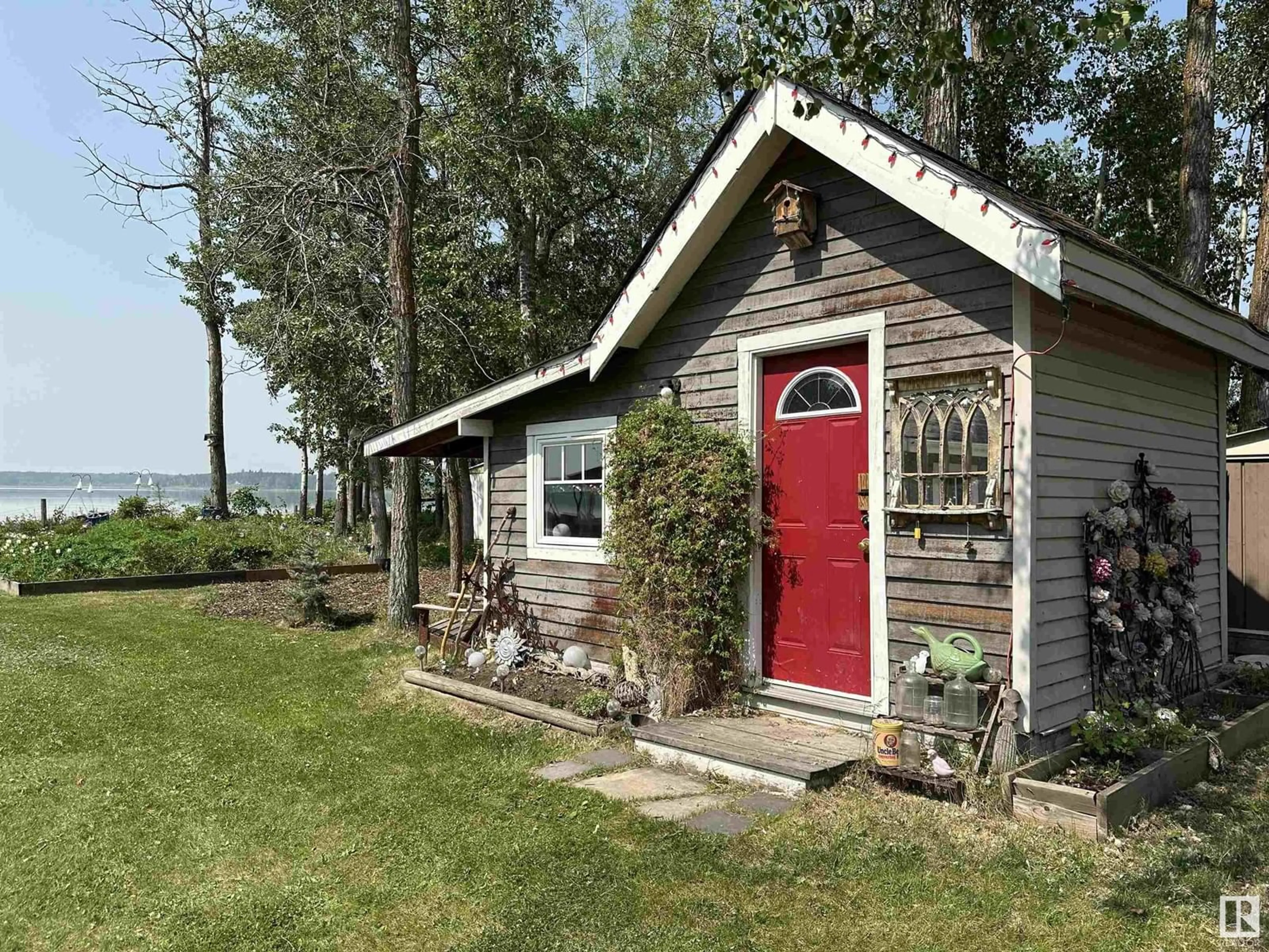 Shed for 70 - 52343 RGE ROAD 211, Rural Strathcona County Alberta T8G1A6
