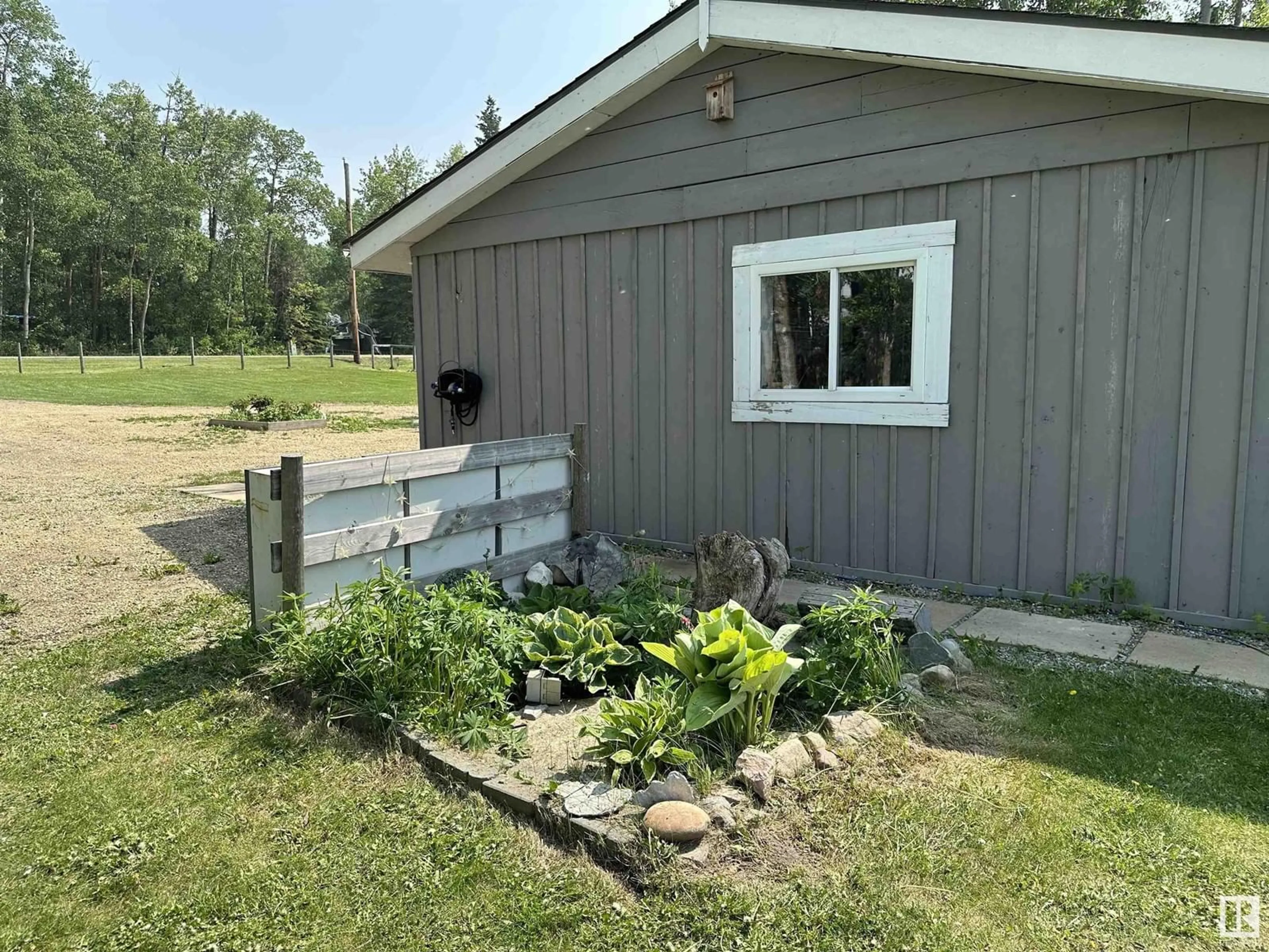 Shed for 70 - 52343 RGE ROAD 211, Rural Strathcona County Alberta T8G1A6