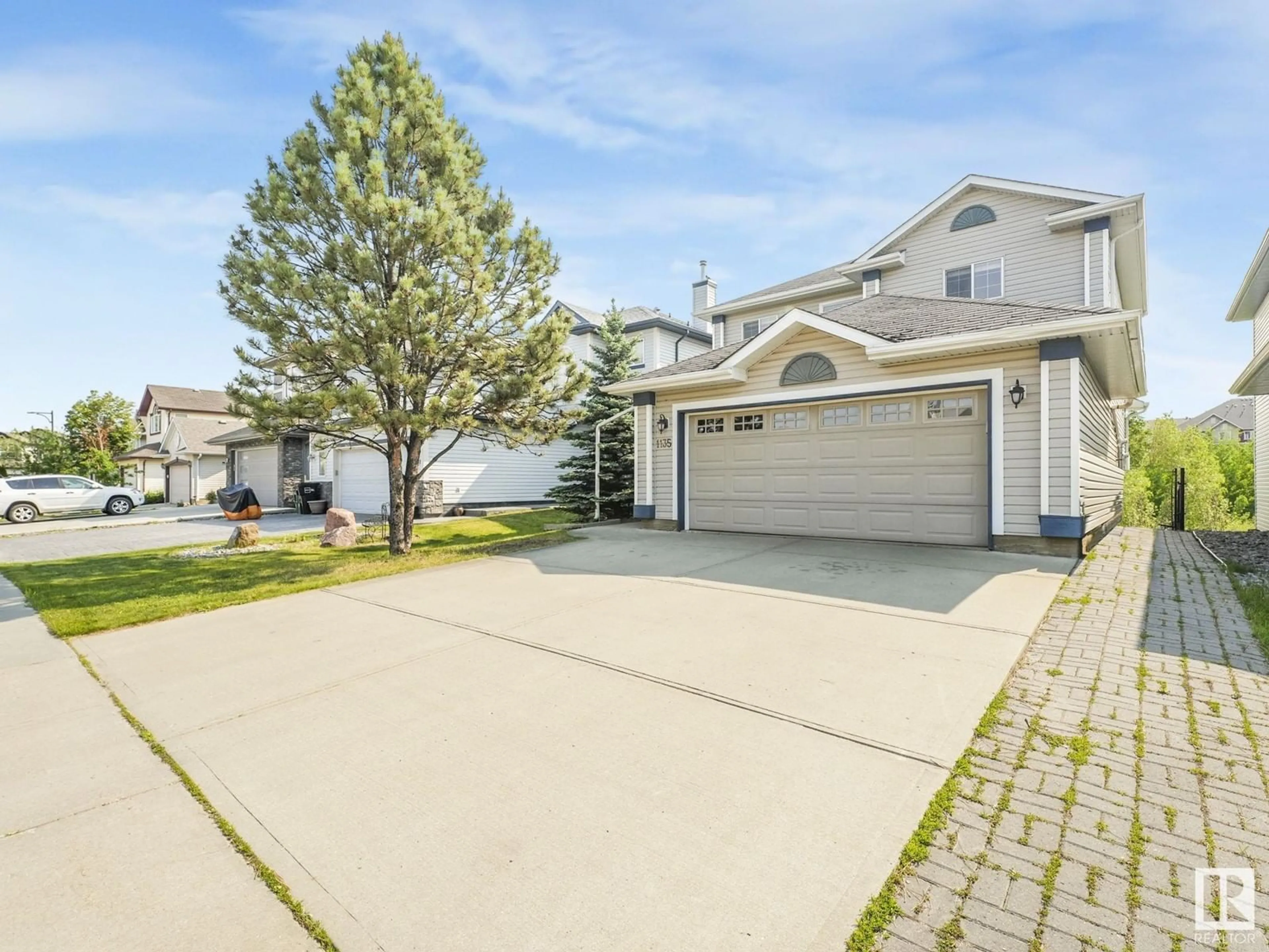 Unknown for 1135 112 ST, Edmonton Alberta T6W1V1
