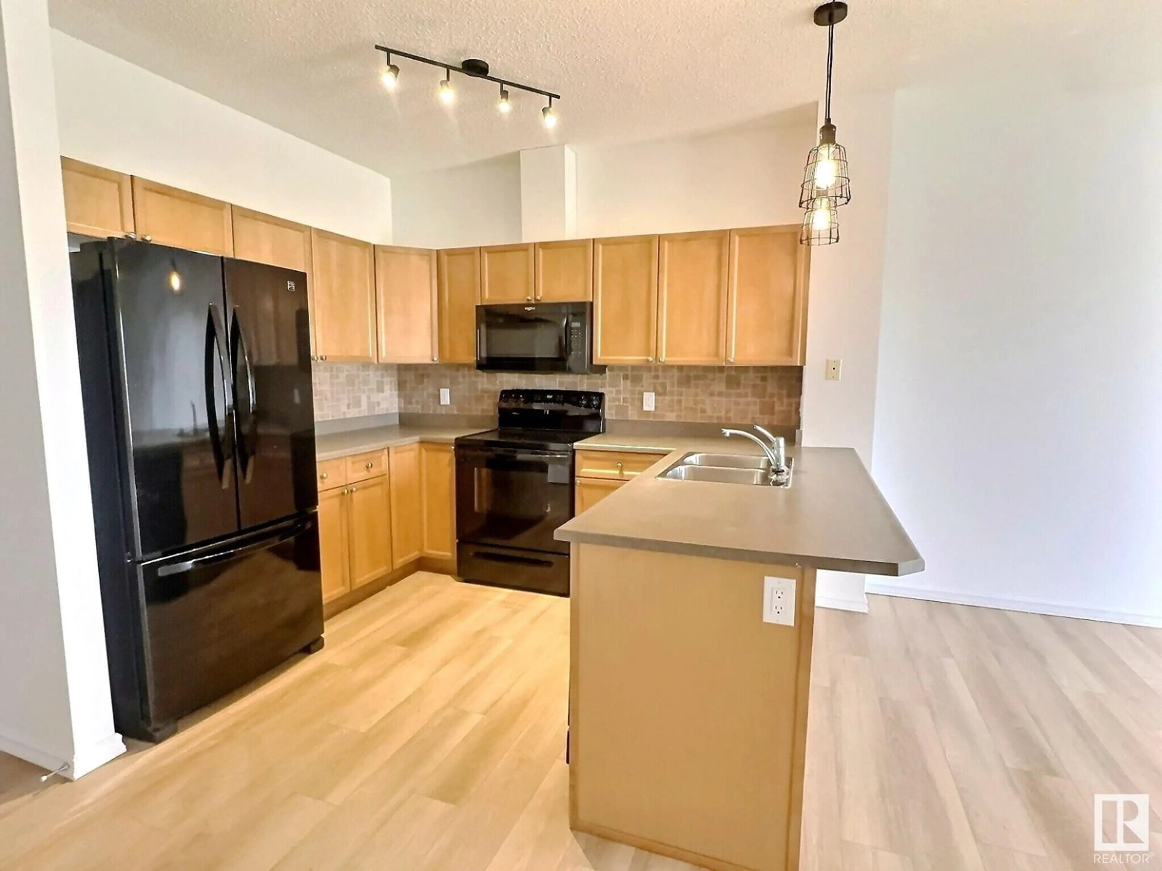 Unknown for #319 - 226 MACEWAN RD, Edmonton Alberta T6W0L5