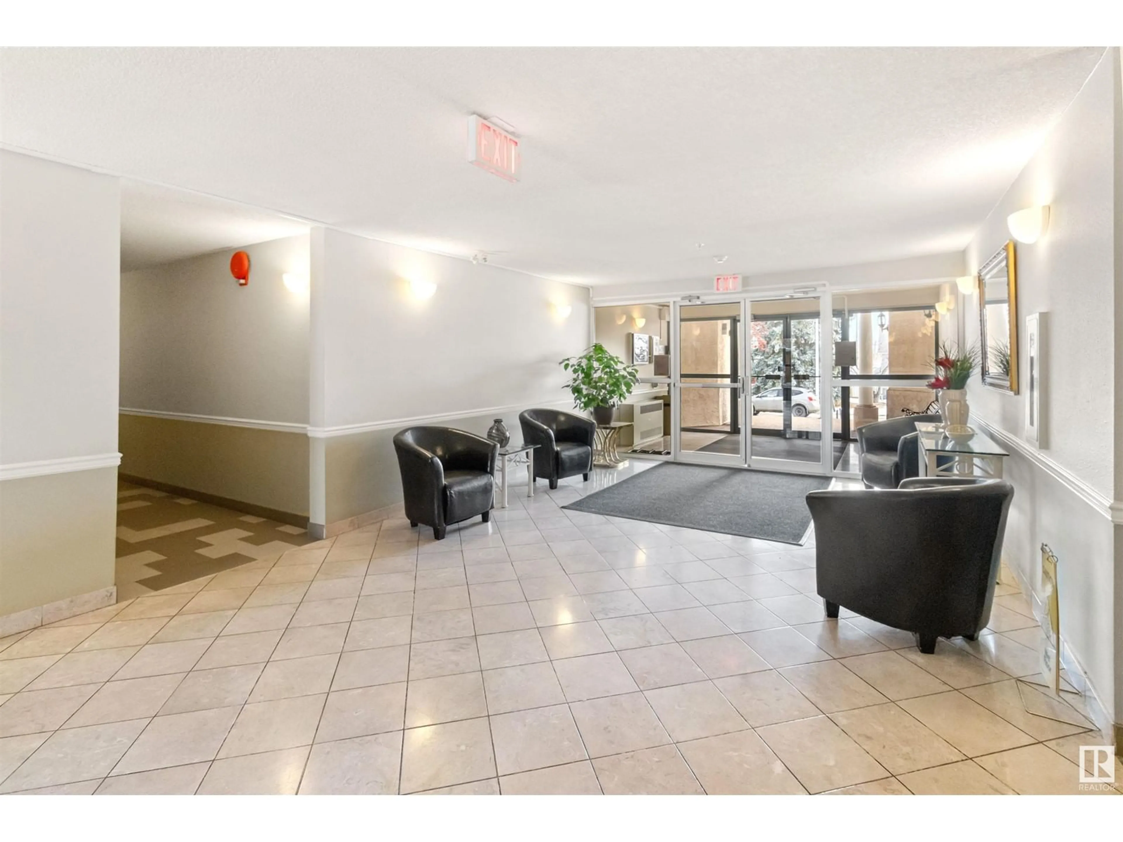 Lobby for #309 - 10610 76 ST, Edmonton Alberta T6A3Y9