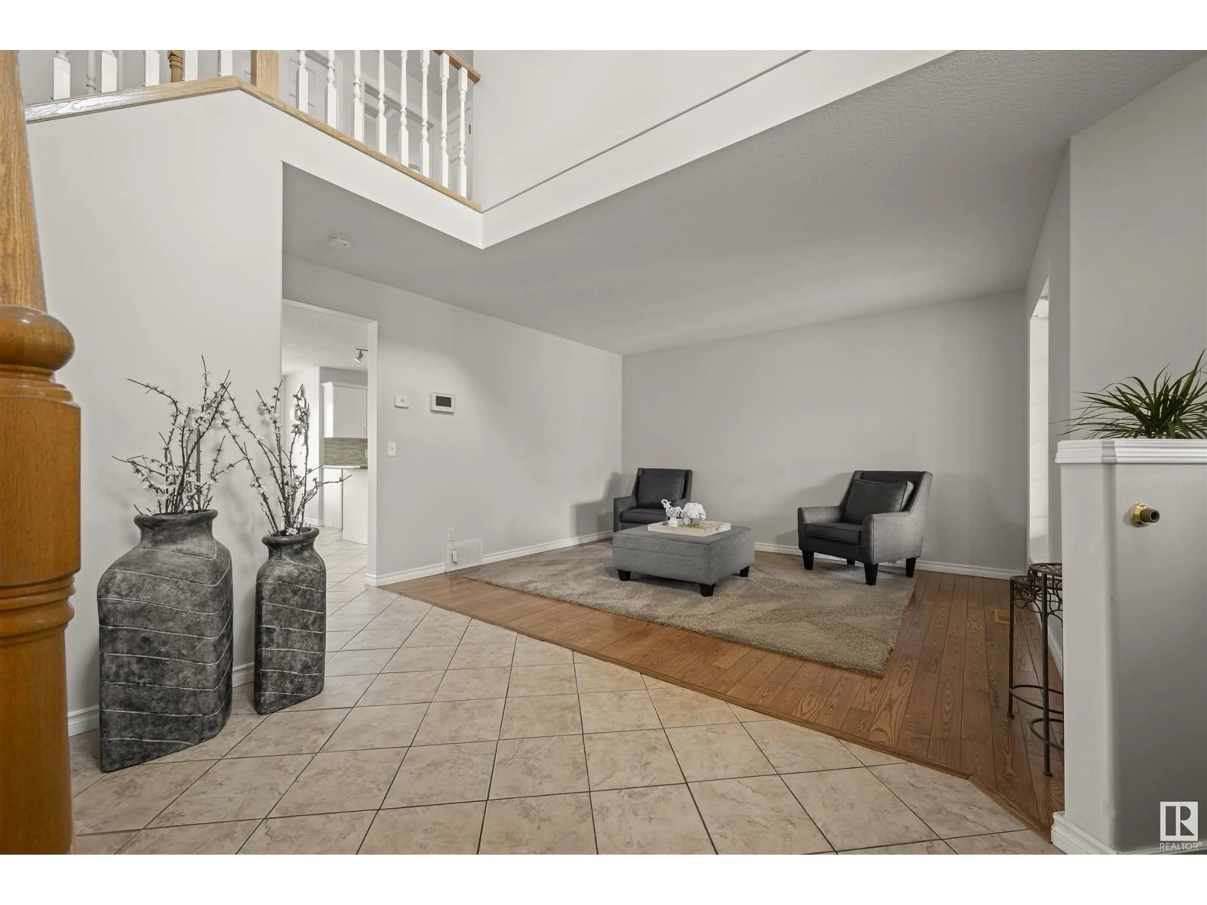 Indoor foyer for 4106 51 ST, Beaumont Alberta T4X1N6