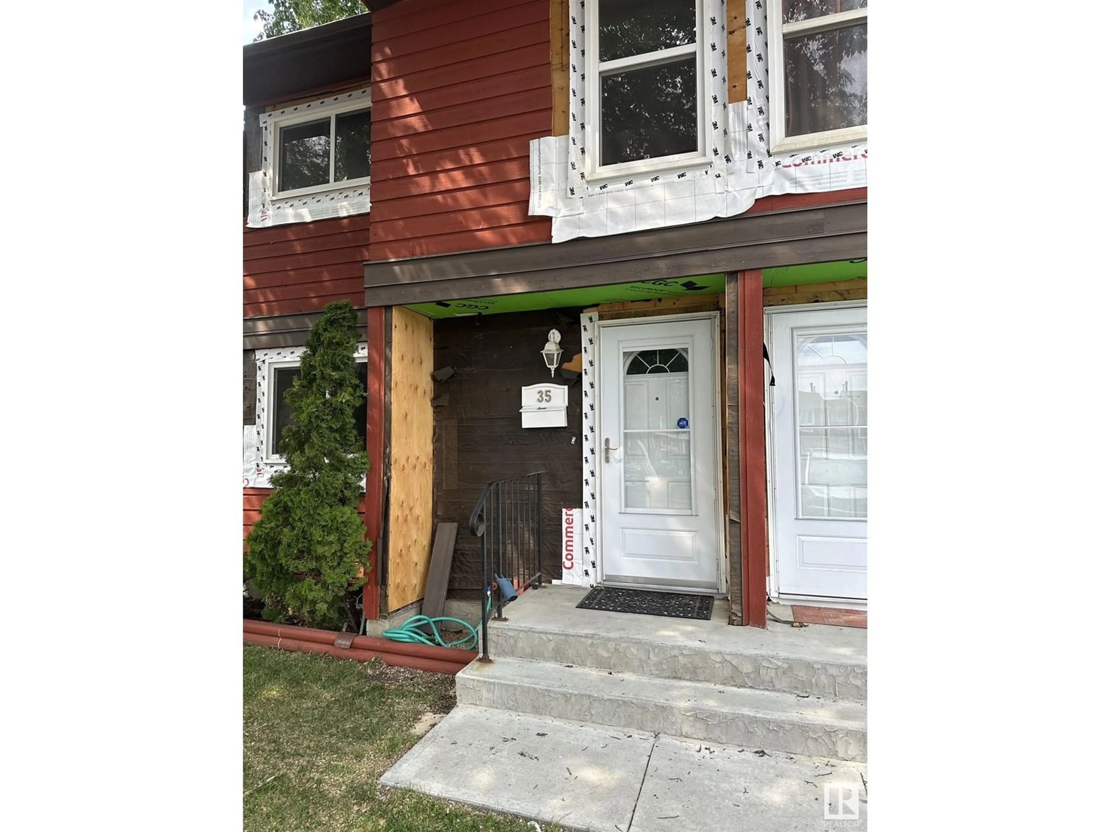 Unknown for #35 - 4707 126 AV, Edmonton Alberta T5A4K4