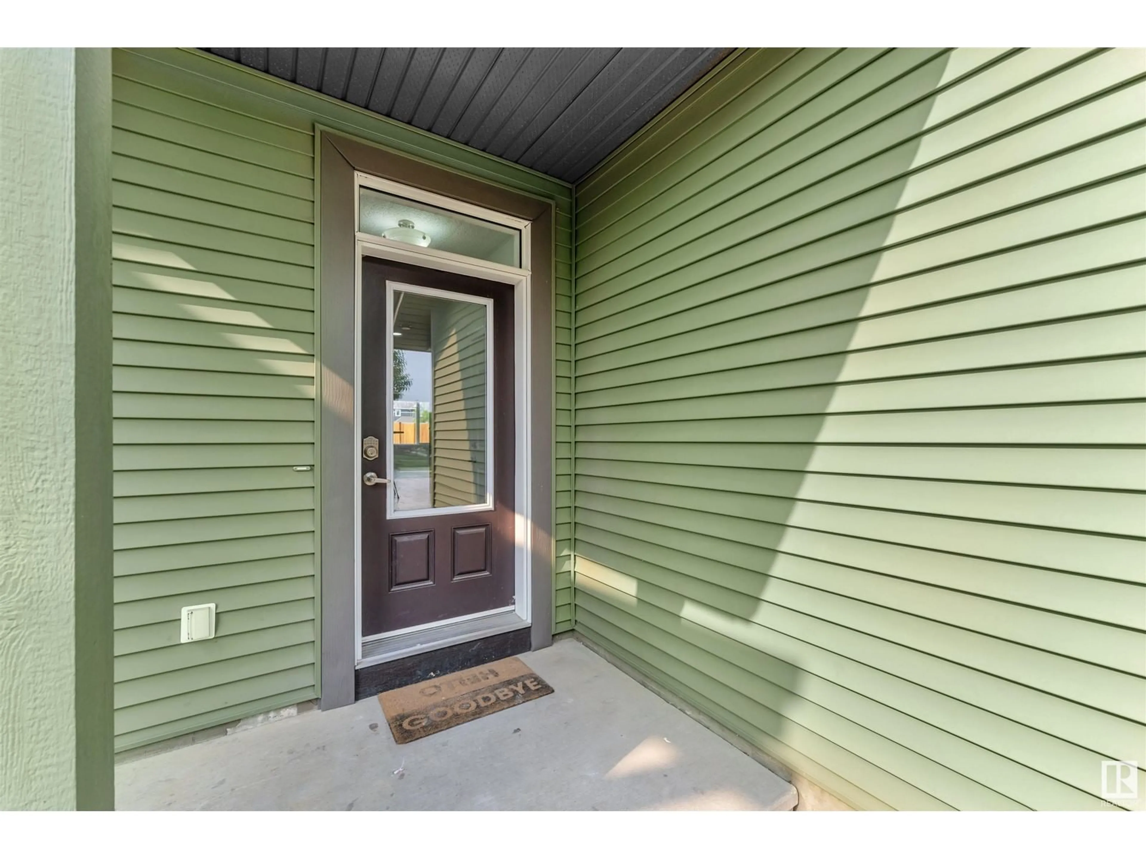 Indoor entryway for SW - 5405 CRABAPPLE LO, Edmonton Alberta T6X1S5