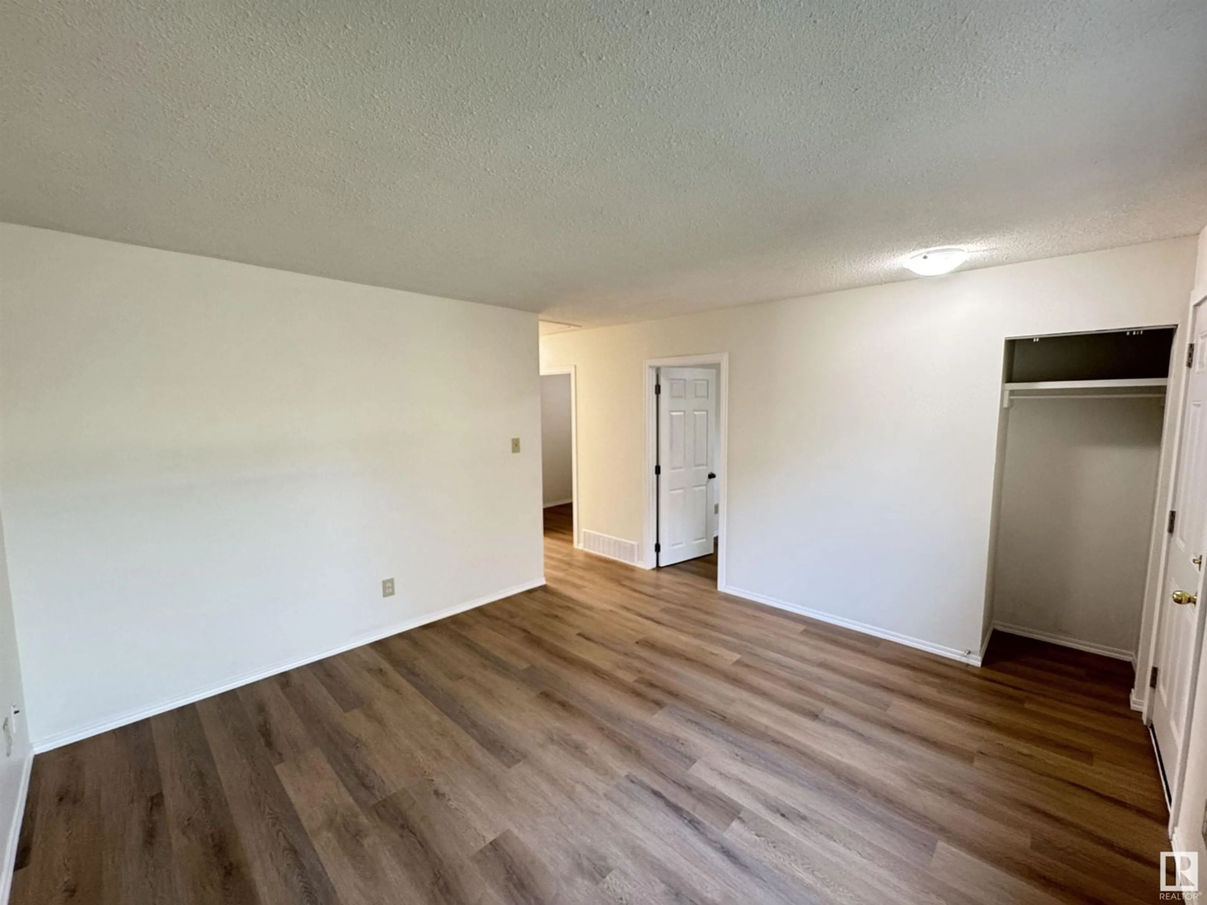 A pic of a room for NW - 13140 65 ST, Edmonton Alberta T5A1A3