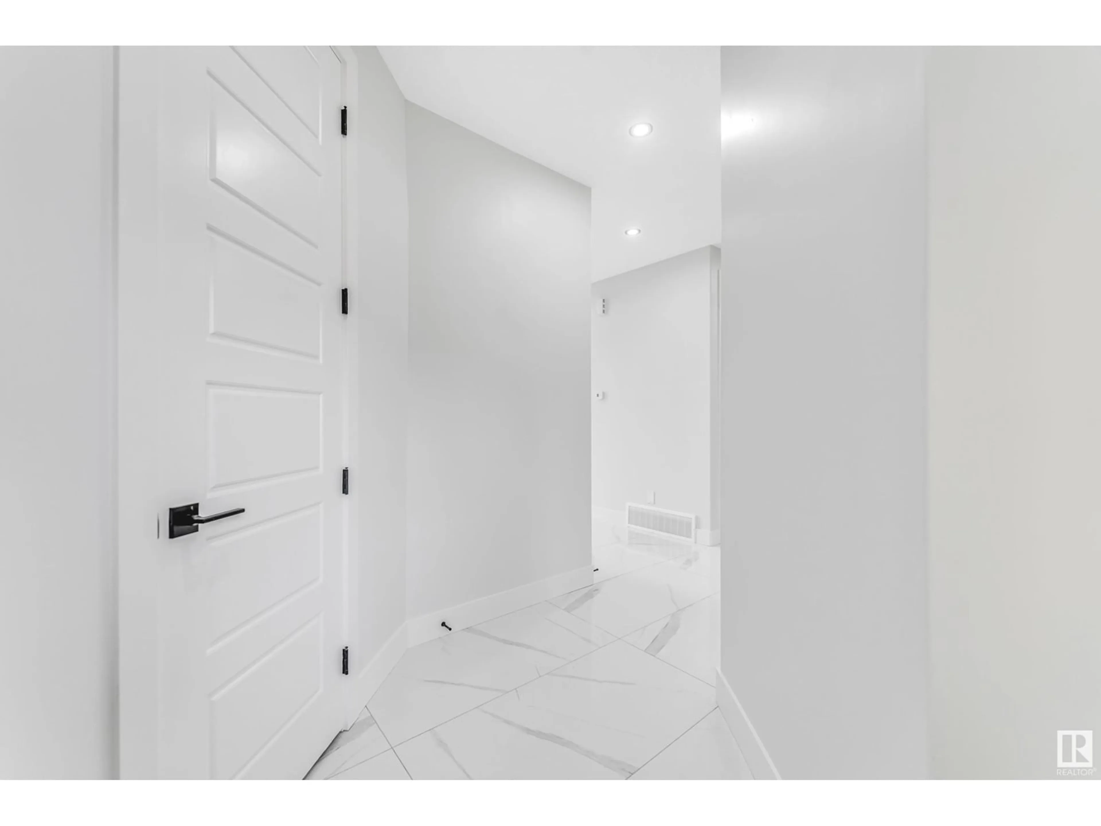 Indoor entryway for 3523 42 AVE, Beaumont Alberta T4X3G4