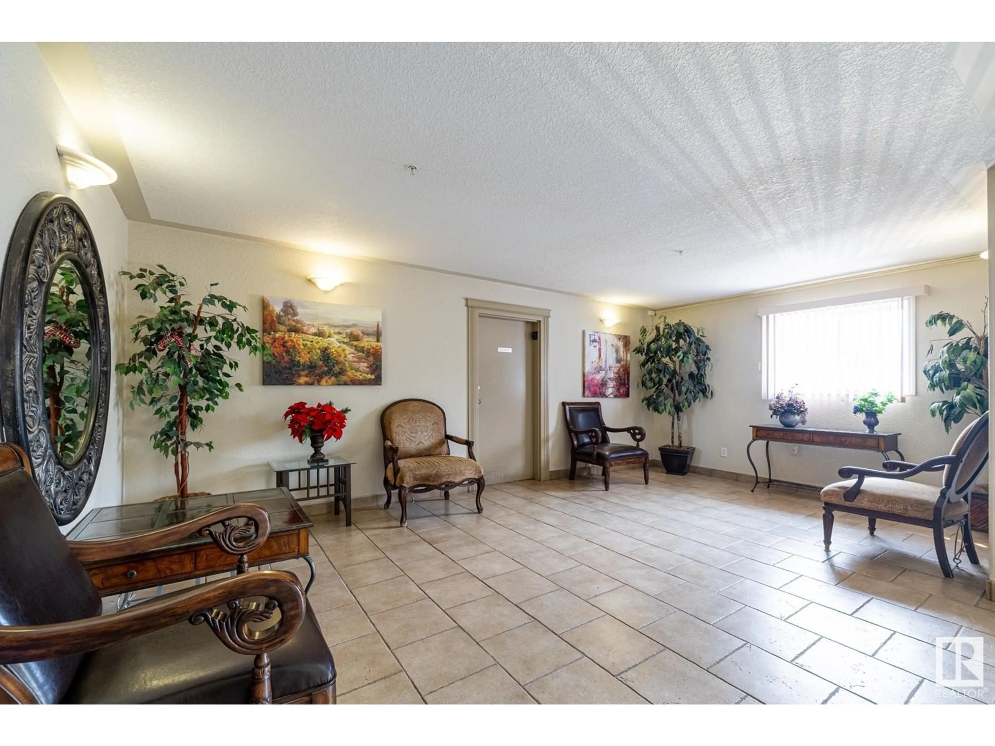 Lobby for 7511 - 431 171 ST NW, Edmonton Alberta T5T6S7