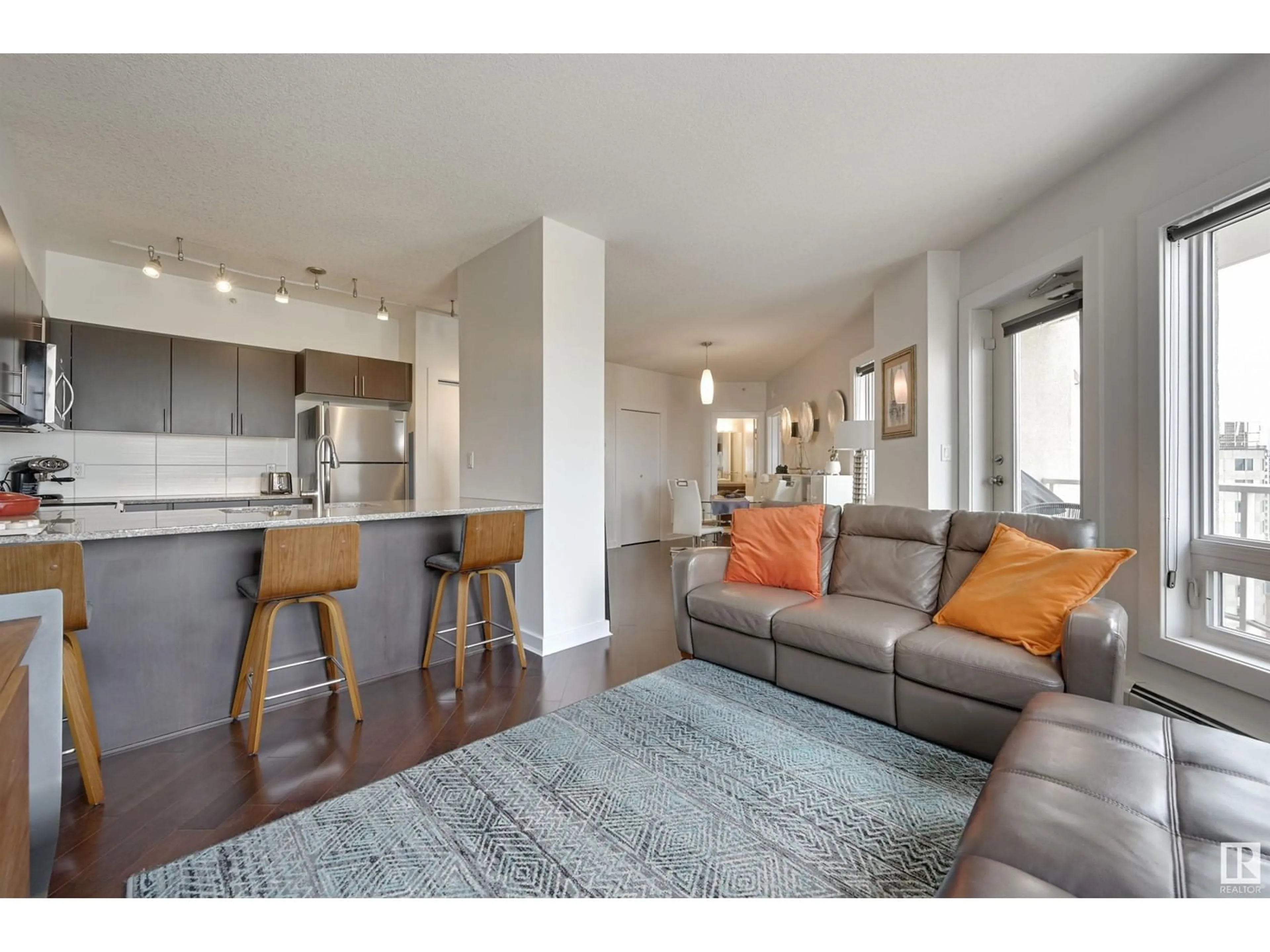 Unknown for 1106 - 10152 104 ST NW, Edmonton Alberta T5J1A7