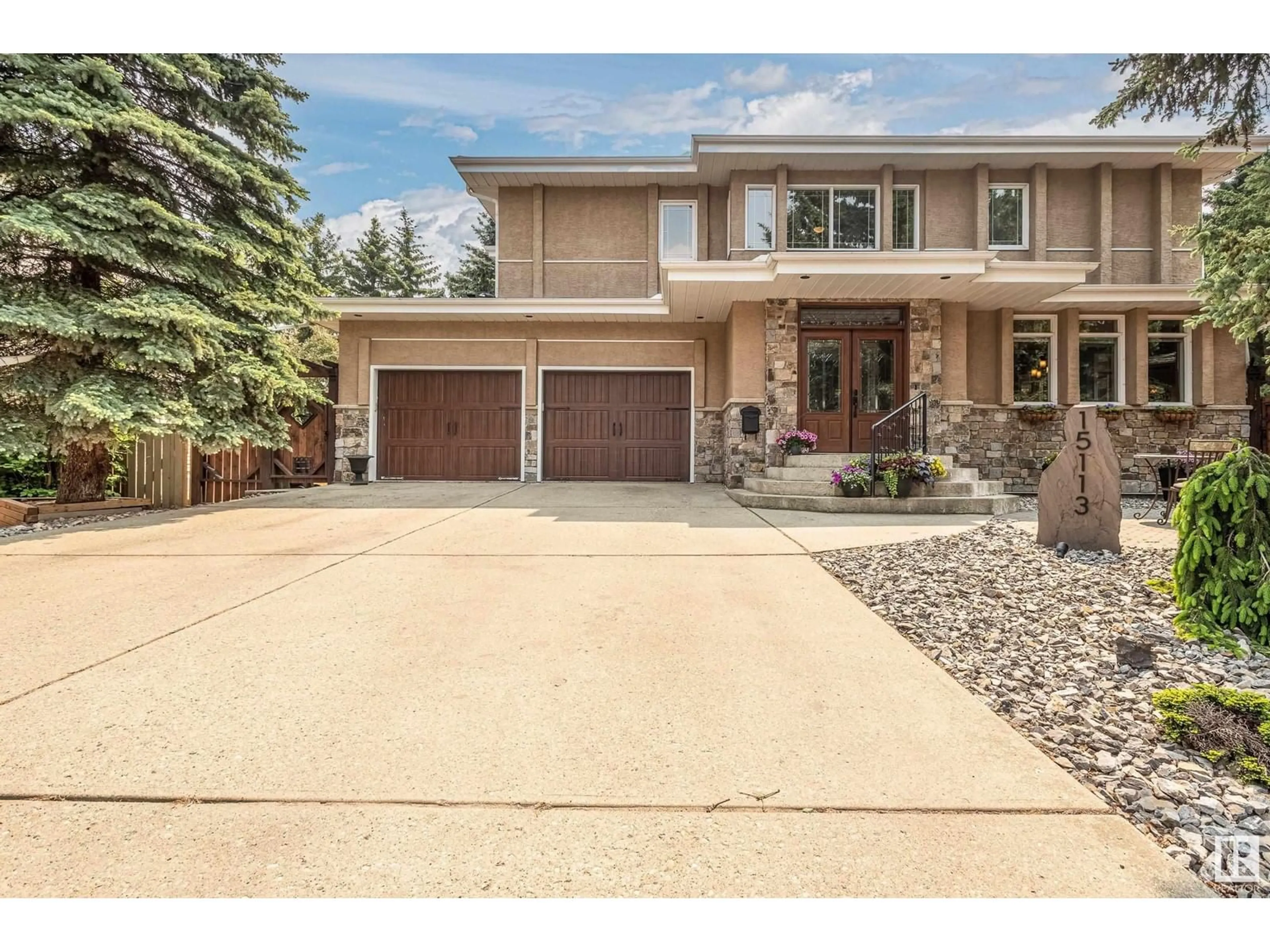 Unknown for 15113 42 AV, Edmonton Alberta T6H5P6