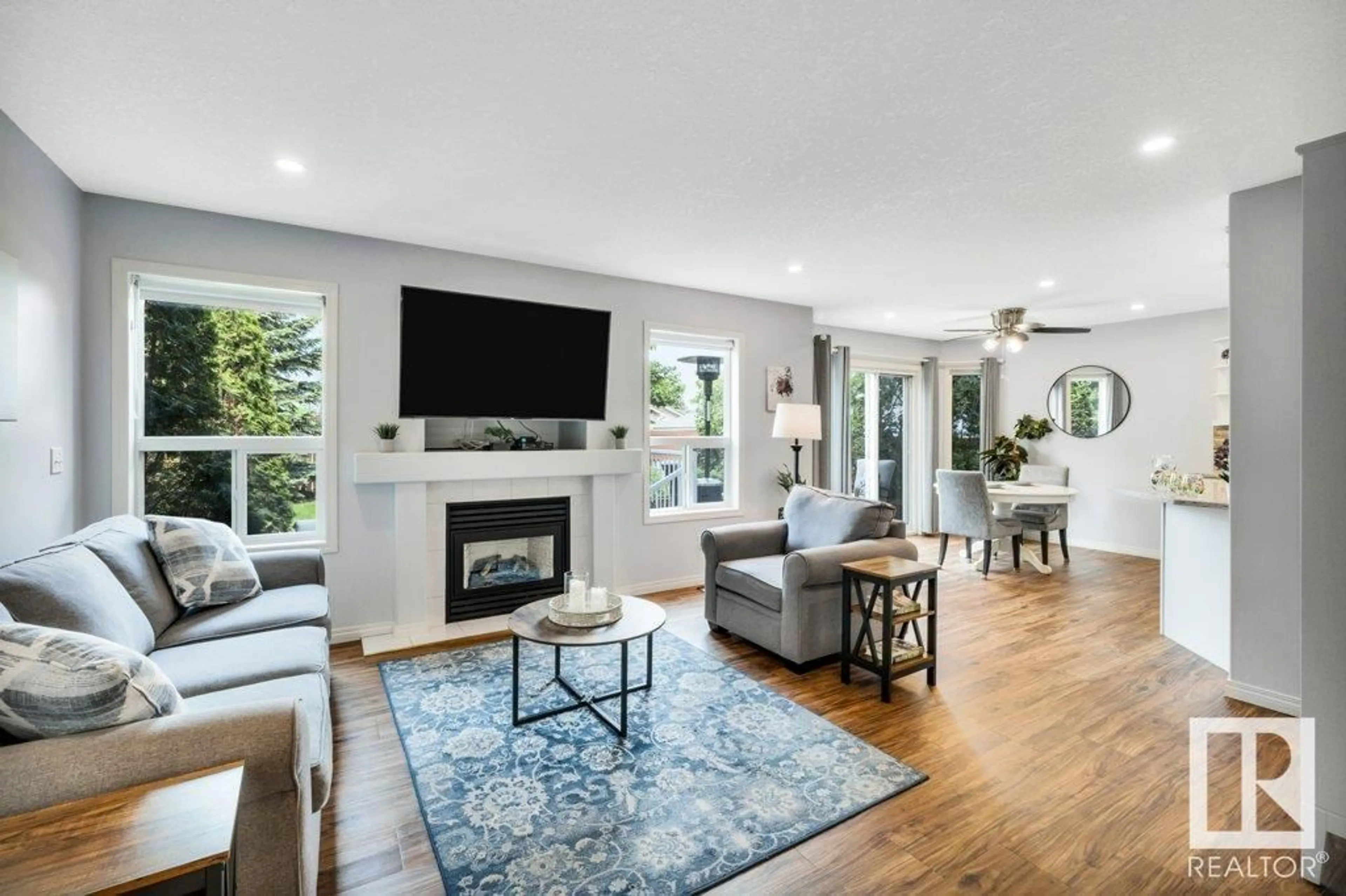 Living room with furniture, unknown for 37 WESTWOOD WD, Fort Saskatchewan Alberta T8L4L4