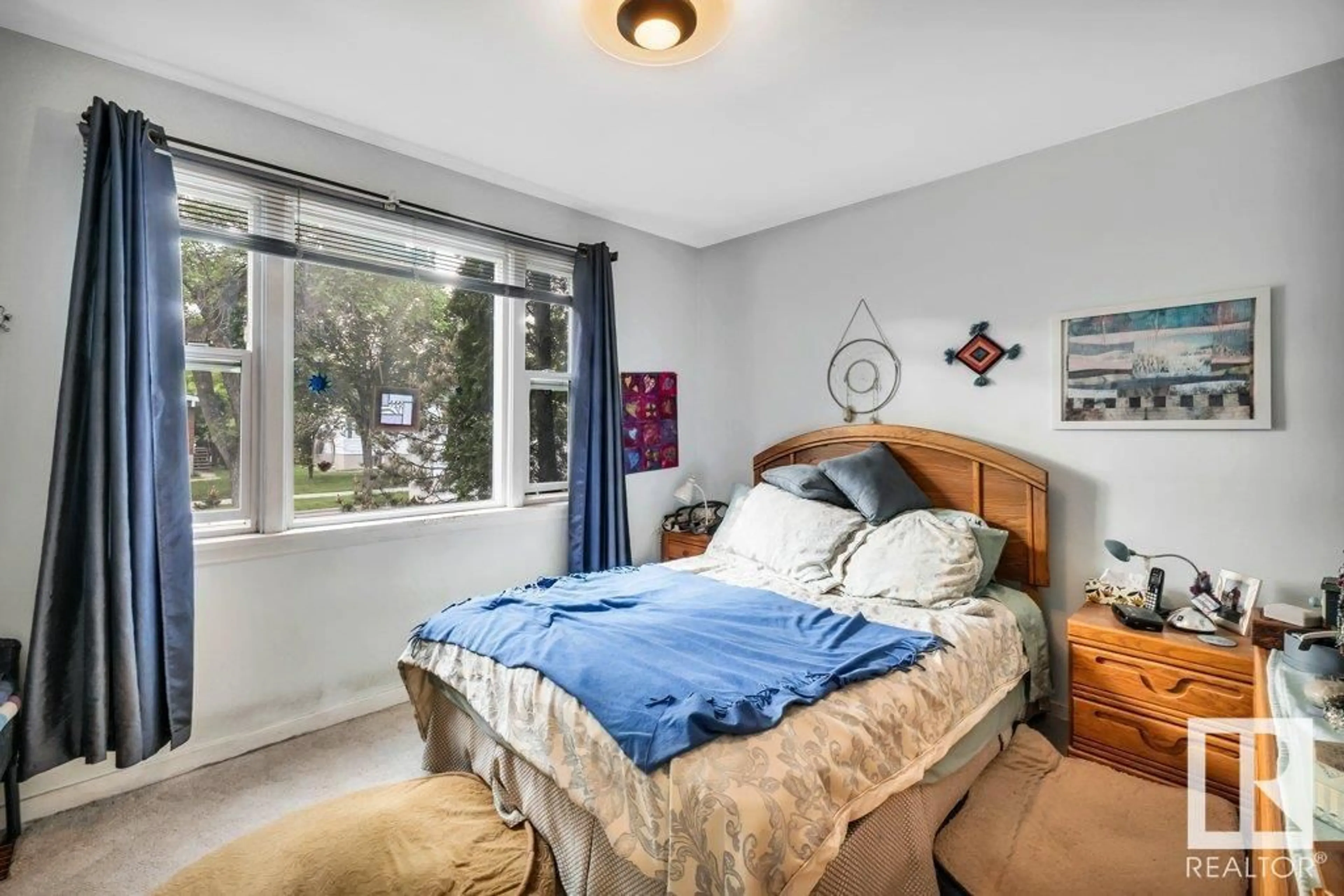 Bedroom with bed, unknown for 11127 129 ST, Edmonton Alberta T5M0Y6