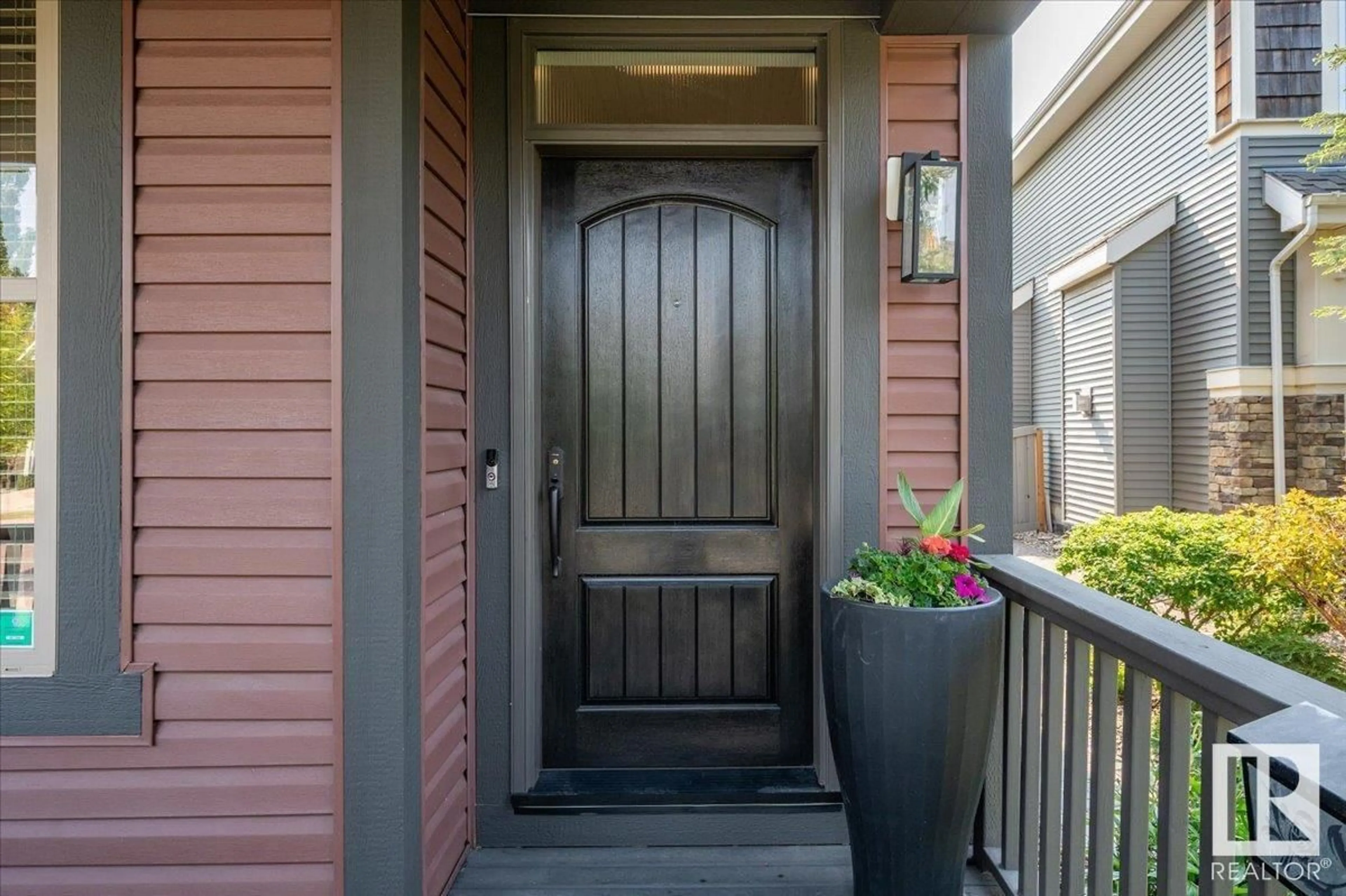 Indoor entryway for 193 CALLAGHAN DR, Edmonton Alberta T6W0R3