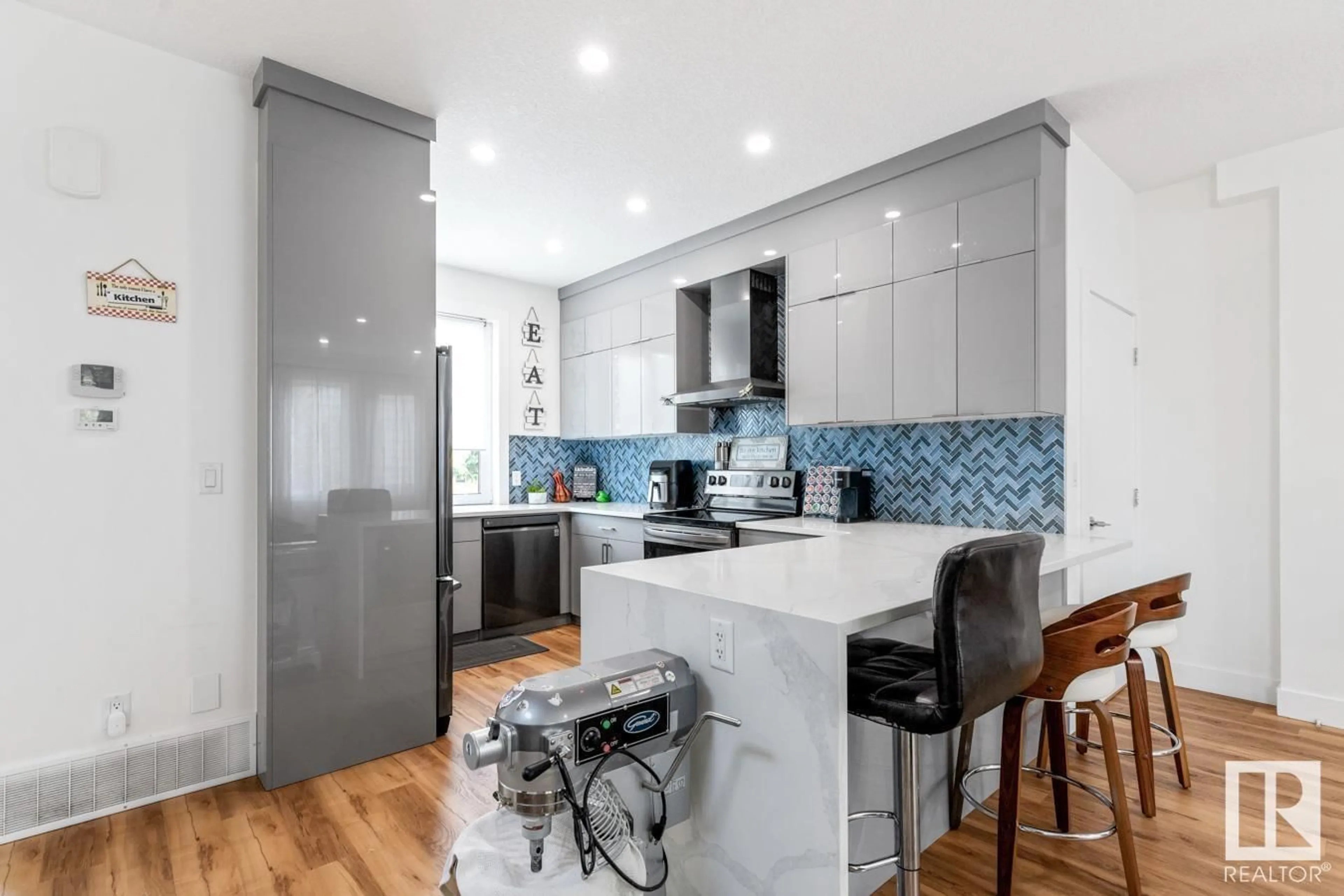 Contemporary kitchen, ceramic/tile floor for NW - 10347 160 ST, Edmonton Alberta T5P3G2