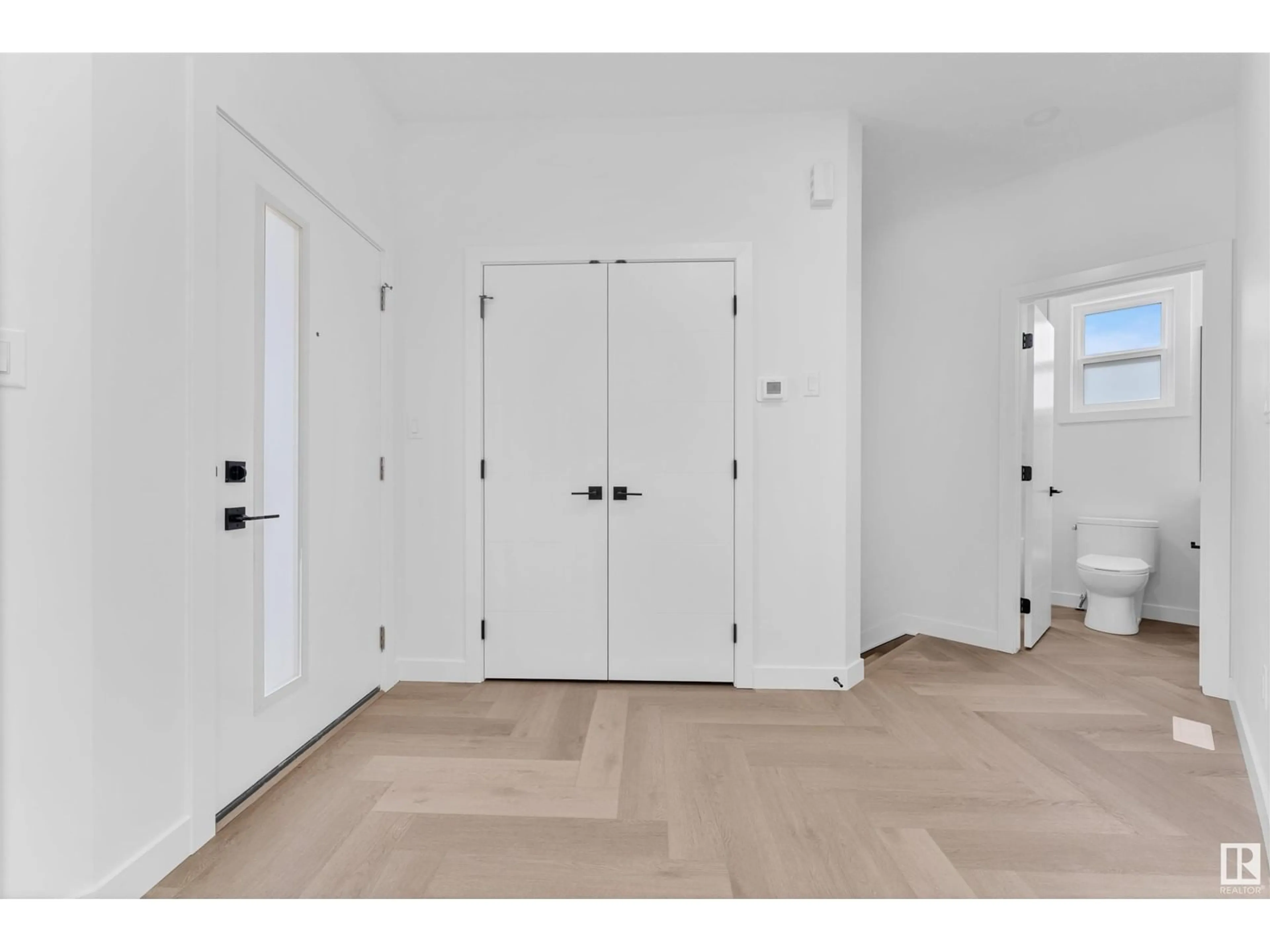 Indoor entryway for 123 LILAC CR, Leduc Alberta T9E1S7