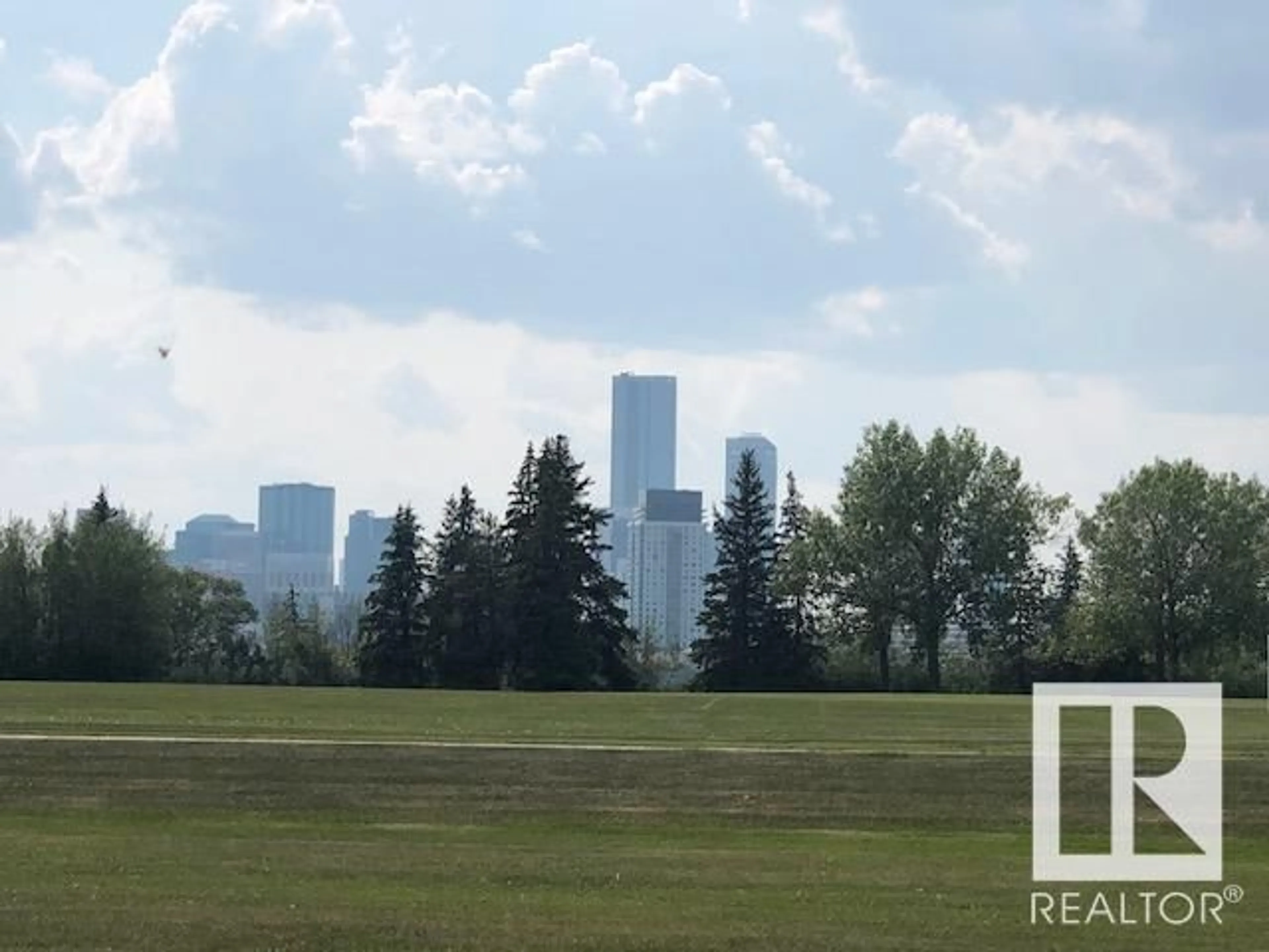 Blurry image for NW - 10335 83 ST, Edmonton Alberta T6A3N9