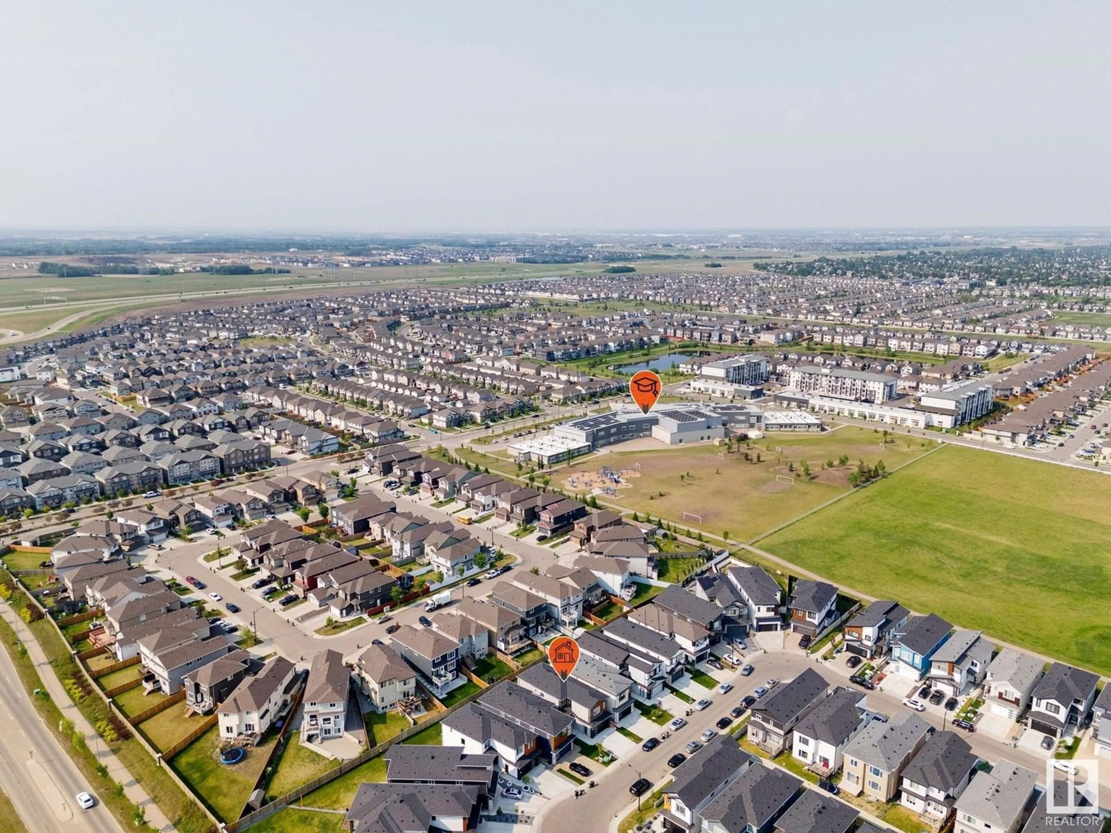 A pic from outside/outdoor area/front of a property/back of a property/a pic from drone, street for 1815 17 AV, Edmonton Alberta T6T2N2