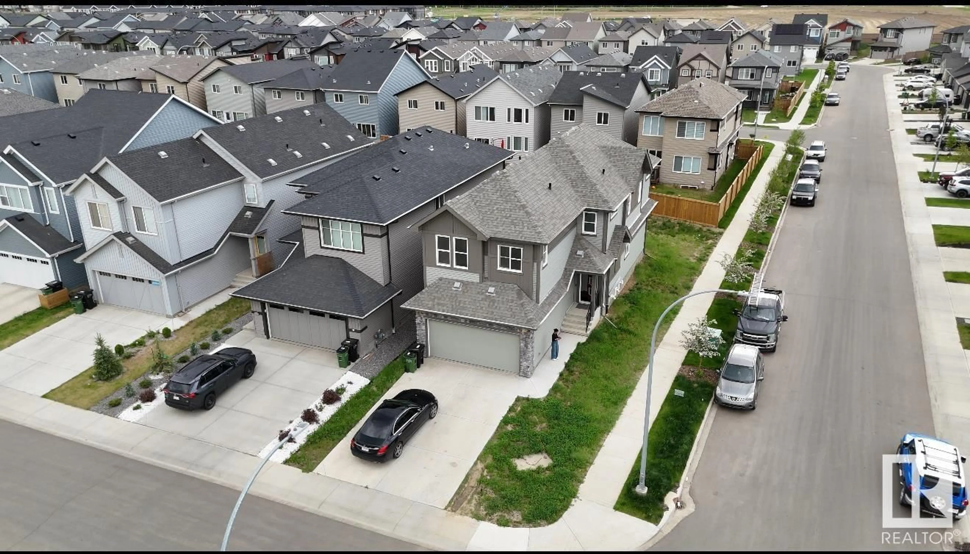 A pic from outside/outdoor area/front of a property/back of a property/a pic from drone, street for NW - 9934 225A ST, Edmonton Alberta T5T7R7