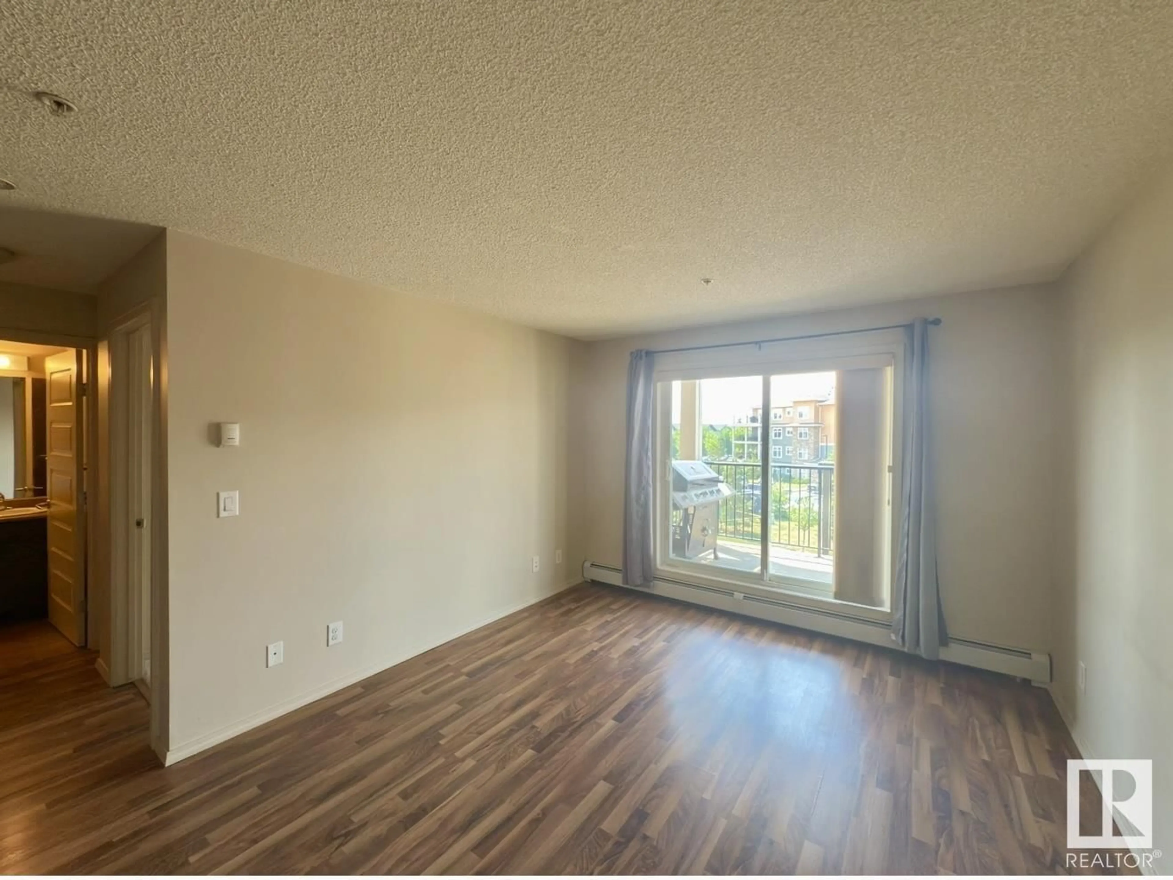 A pic of a room for 6070 - 313 SCHONSEE WY, Edmonton Alberta T5G0G8