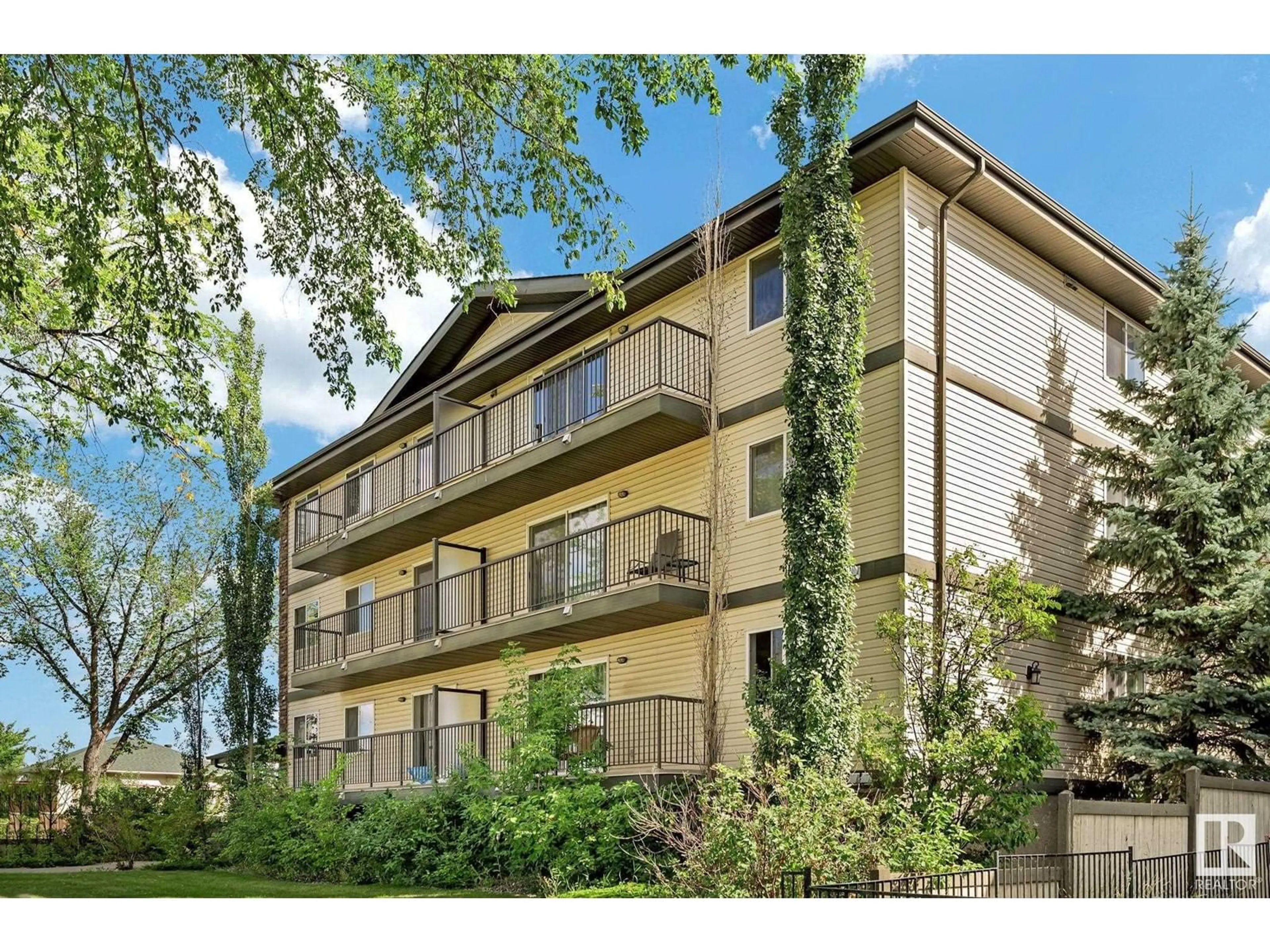 Unknown for #103 - 11935 106 ST, Edmonton Alberta T5G2R4