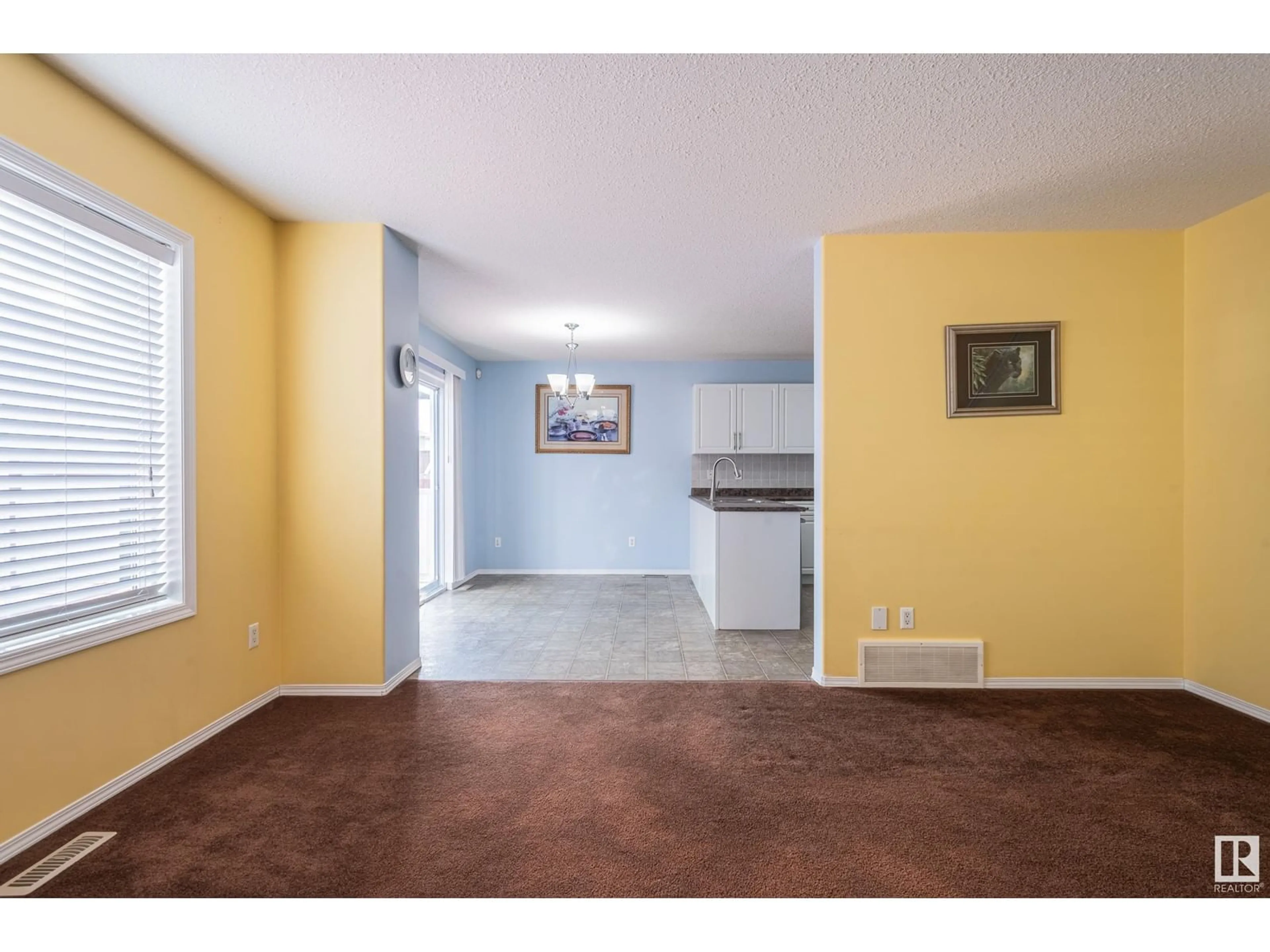 A pic of a room for NW - 3231 21 ST, Edmonton Alberta T6T0A9