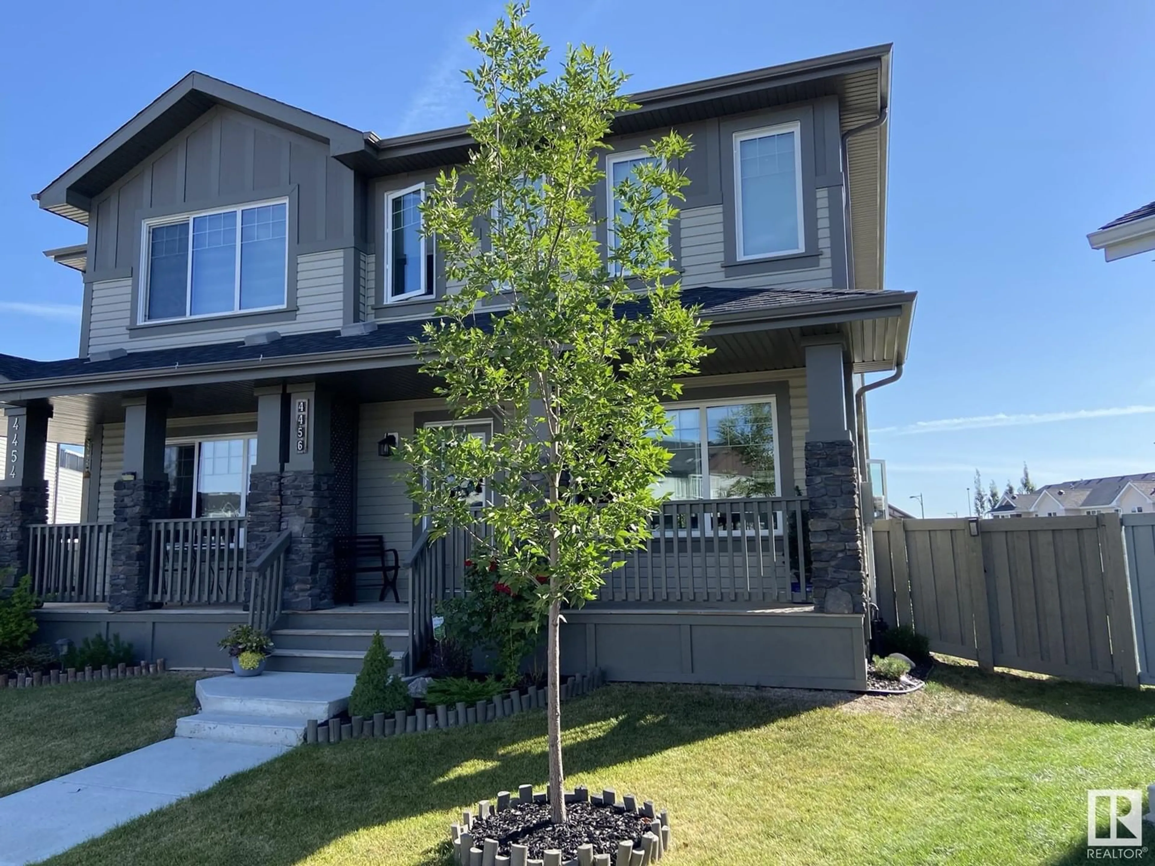 Home with vinyl exterior material, unknown for SW - 4456 ANNETT CM, Edmonton Alberta T6W2V8