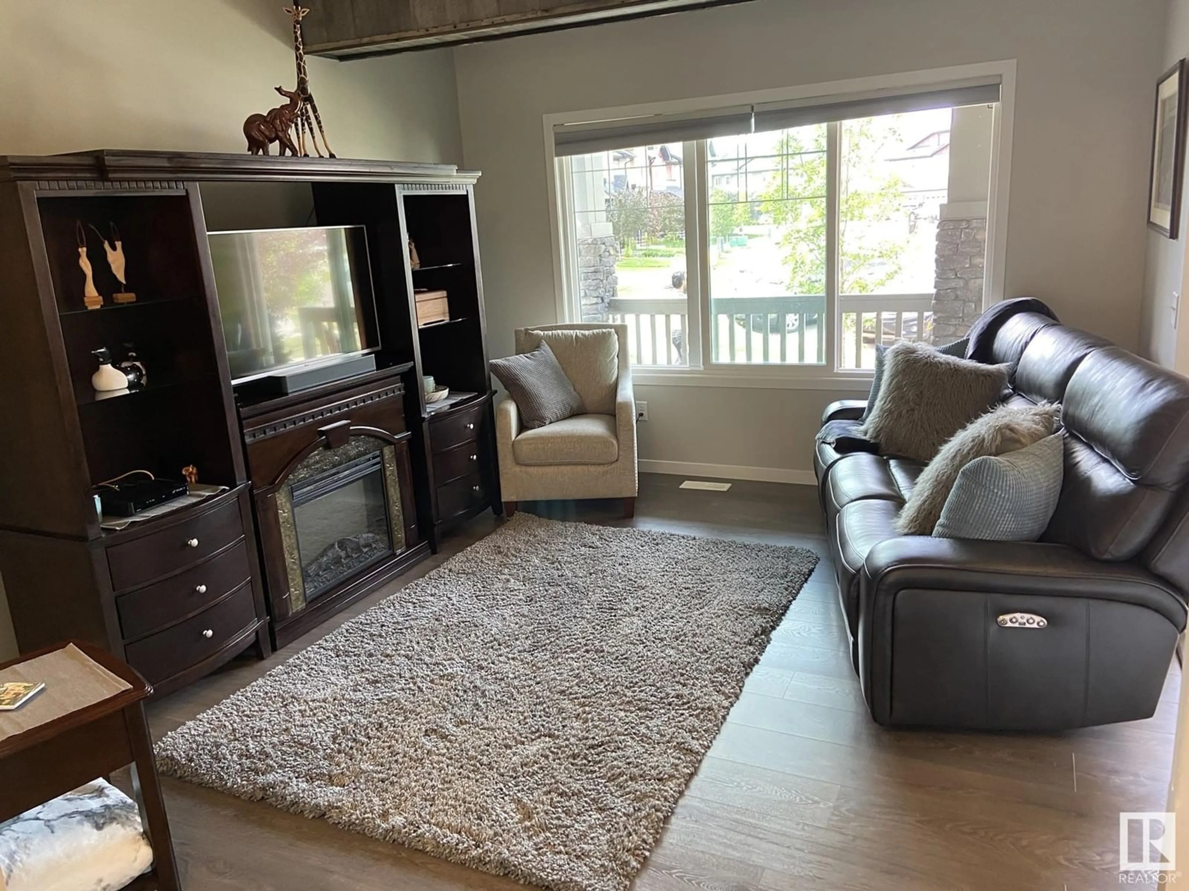 Living room with furniture, unknown for SW - 4456 ANNETT CM, Edmonton Alberta T6W2V8