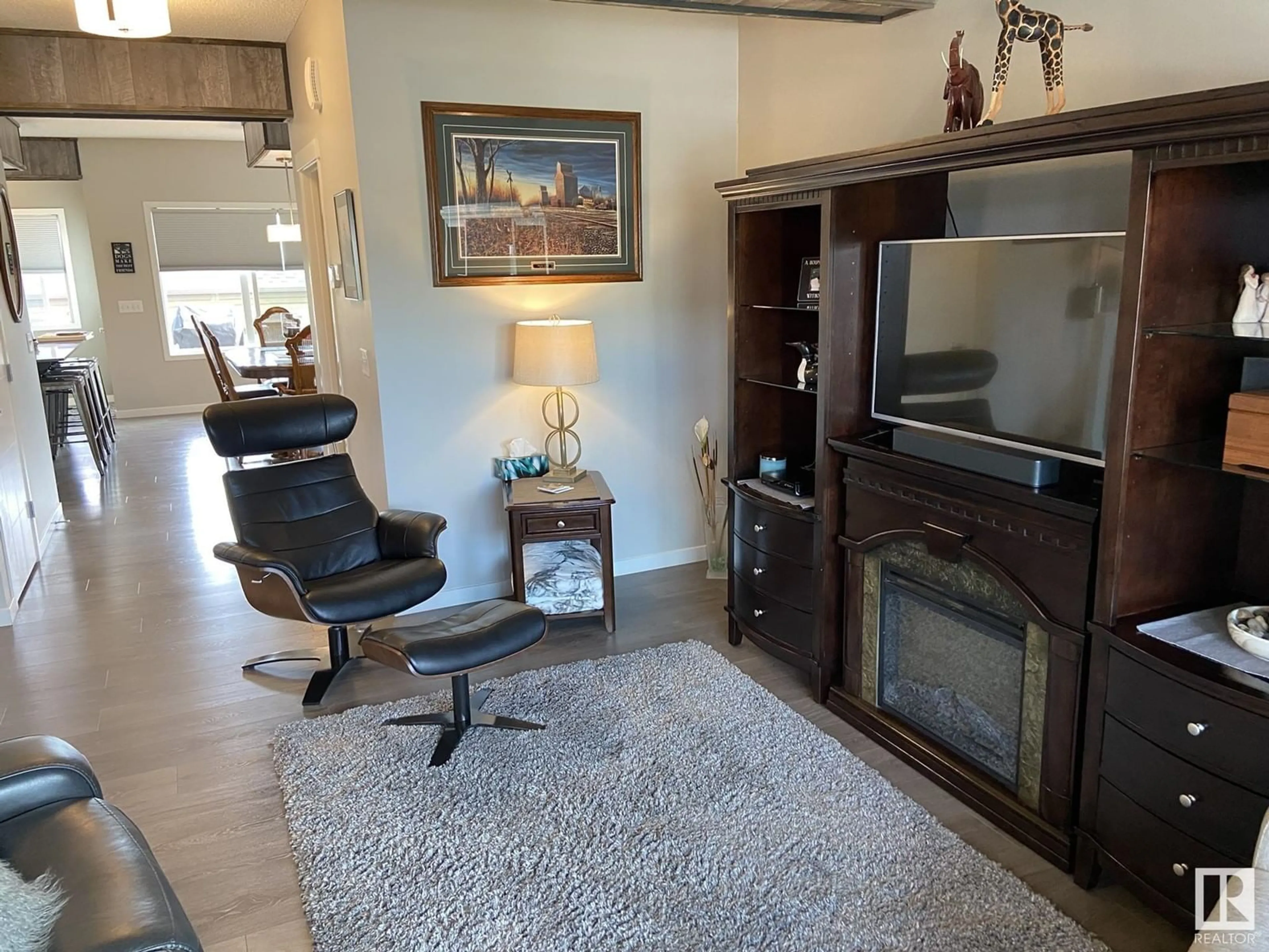 Living room with furniture, unknown for SW - 4456 ANNETT CM, Edmonton Alberta T6W2V8