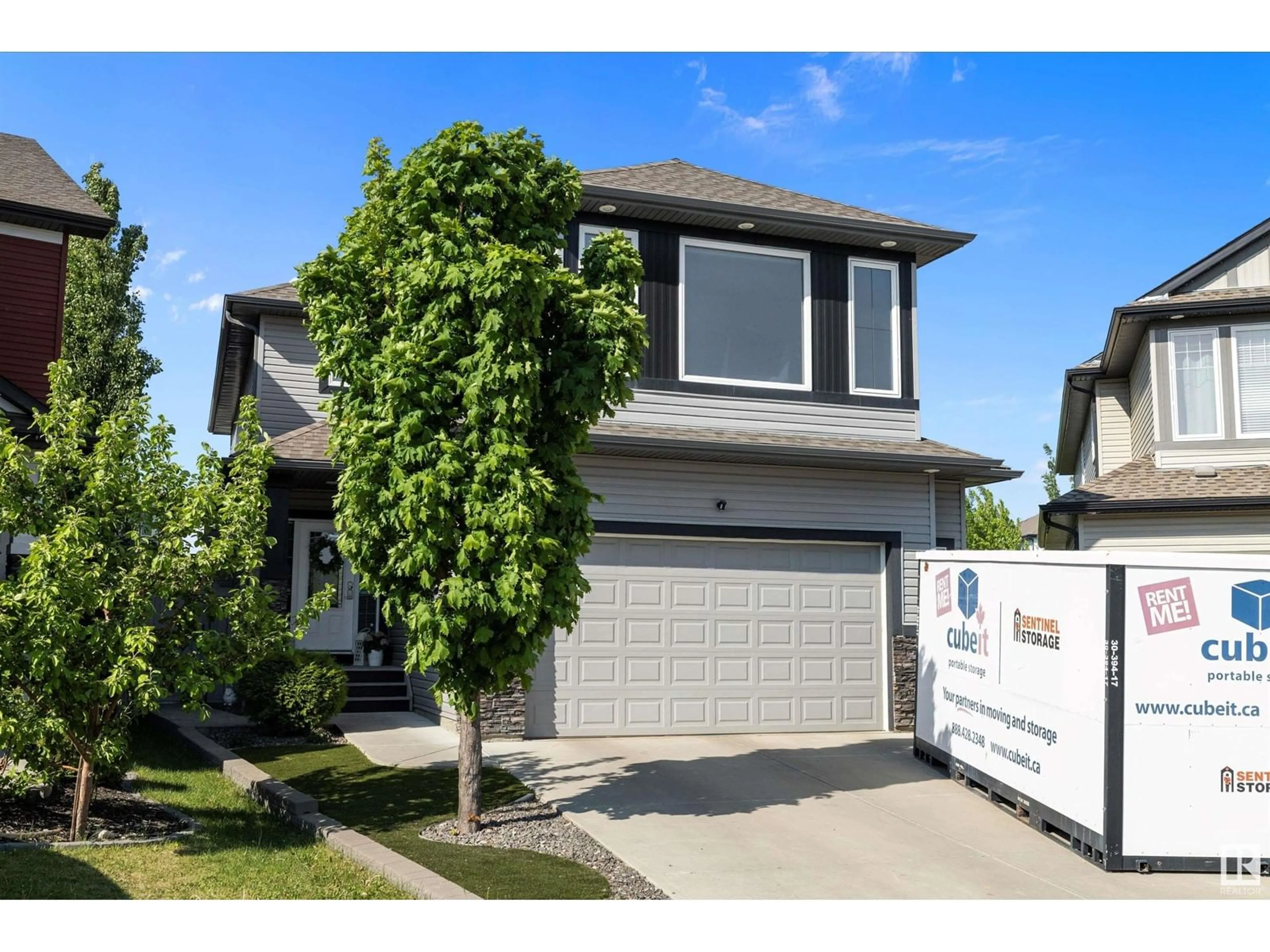 Home with vinyl exterior material, street for 165 SANDALWOOD CR, Sherwood Park Alberta T8H0S4
