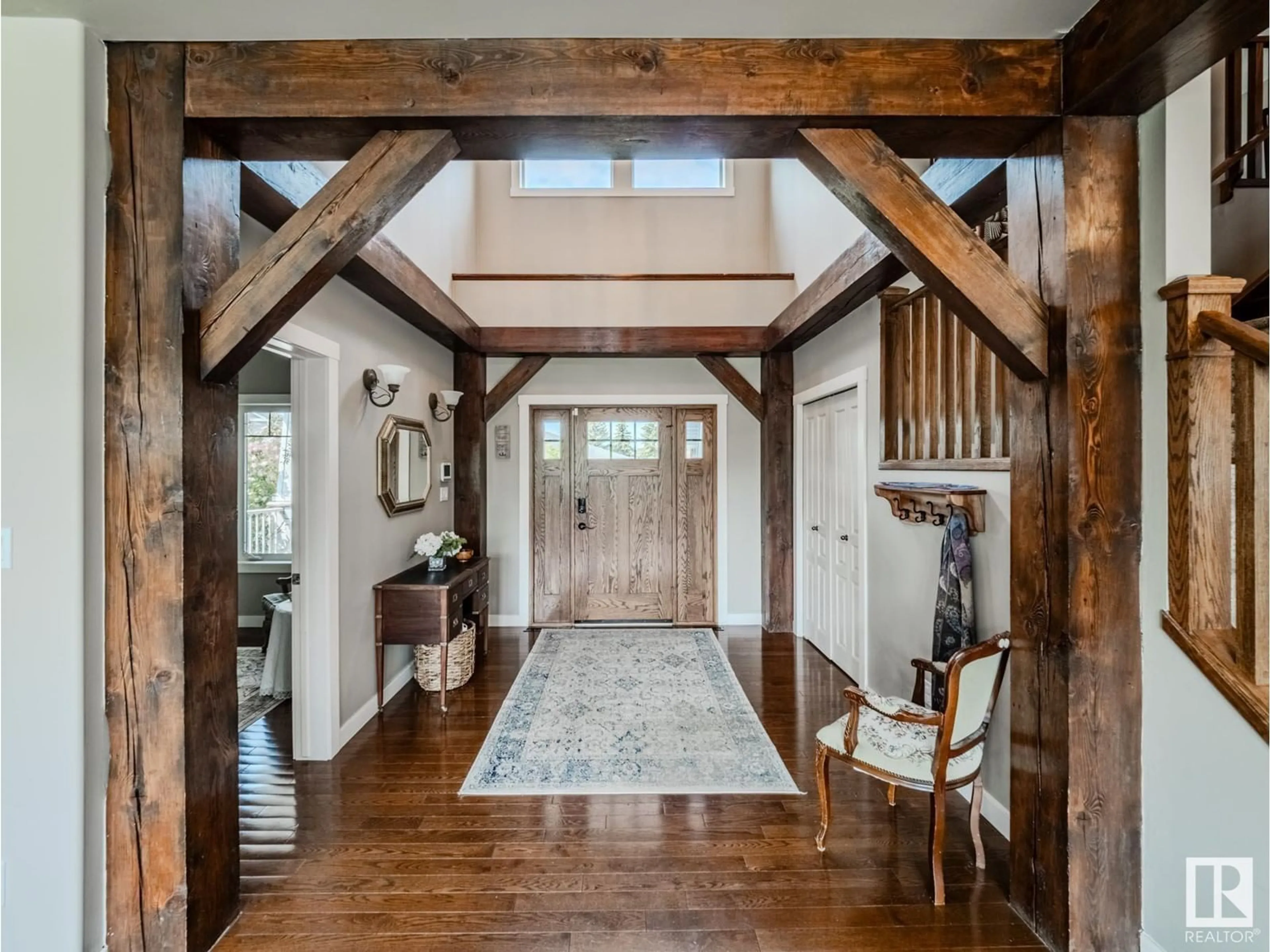Indoor entryway for 17 WILLOW WY, Stony Plain Alberta T7Z2W2