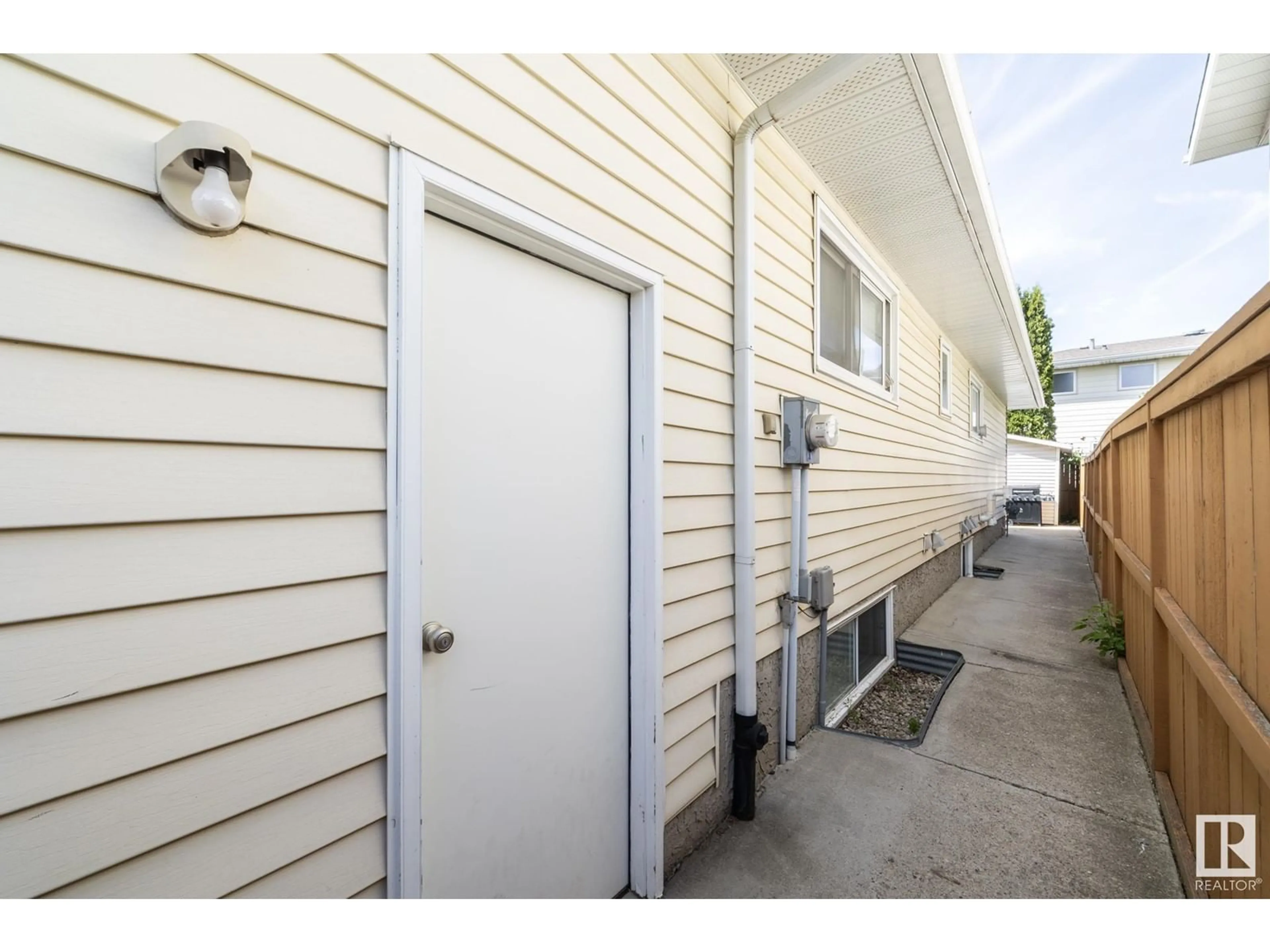 Storage room or clothes room or walk-in closet for 11138 30 AV, Edmonton Alberta T6J3Y6