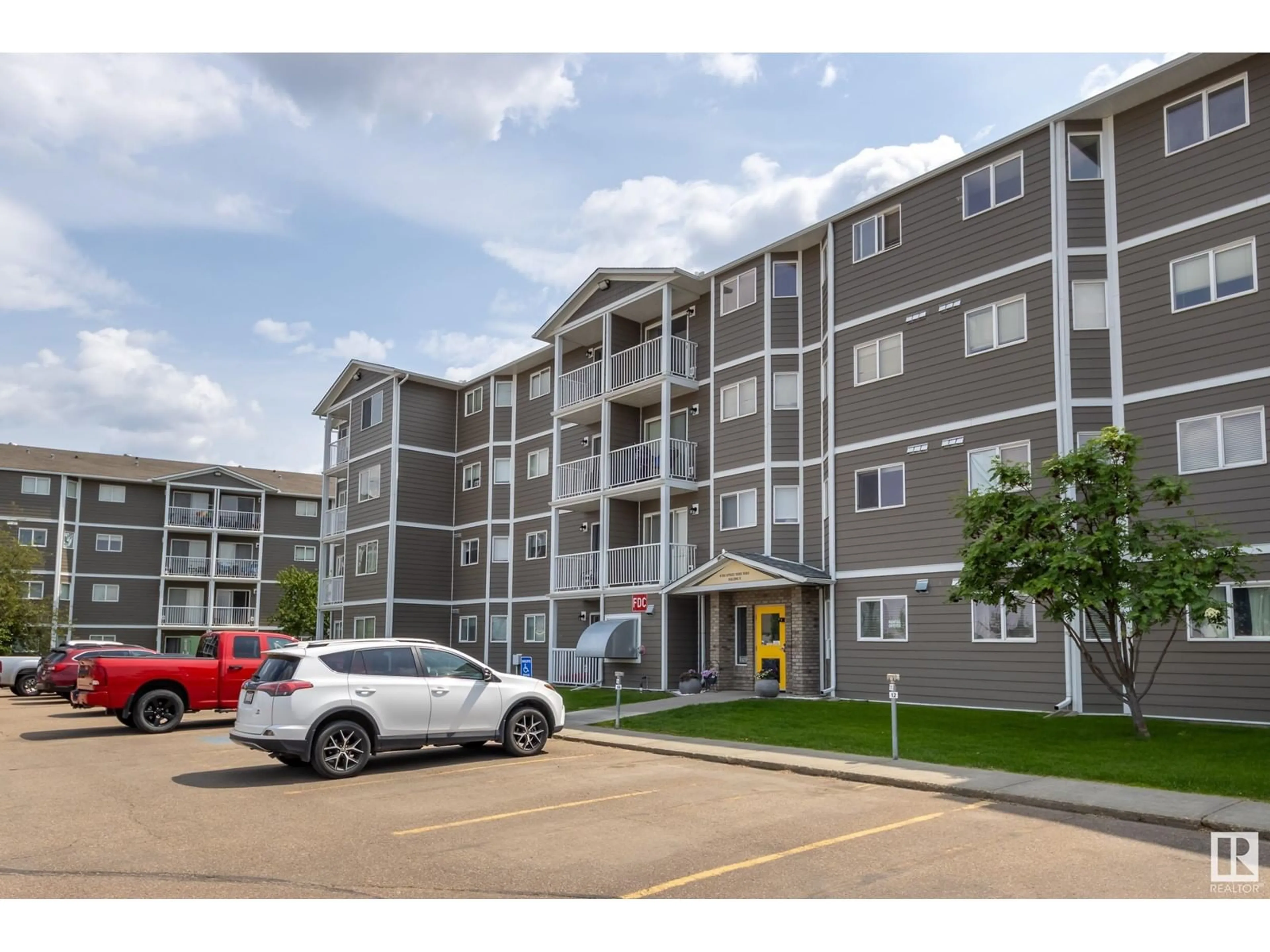 Unknown for 210B - 260 SPRUCE RIDGE RD, Spruce Grove Alberta T7X0A1