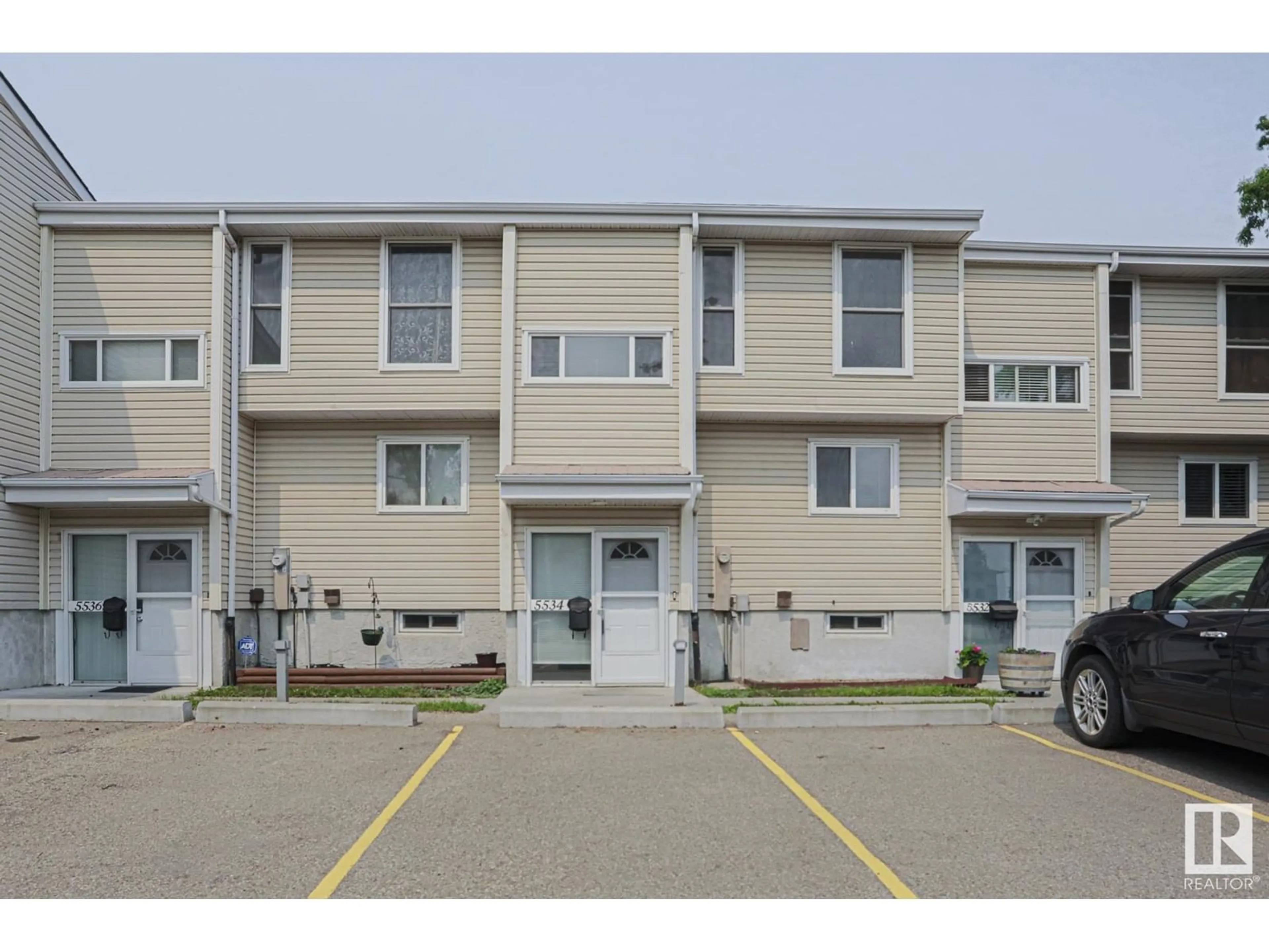 Unknown for 5534 145 AV, Edmonton Alberta T5A3R3