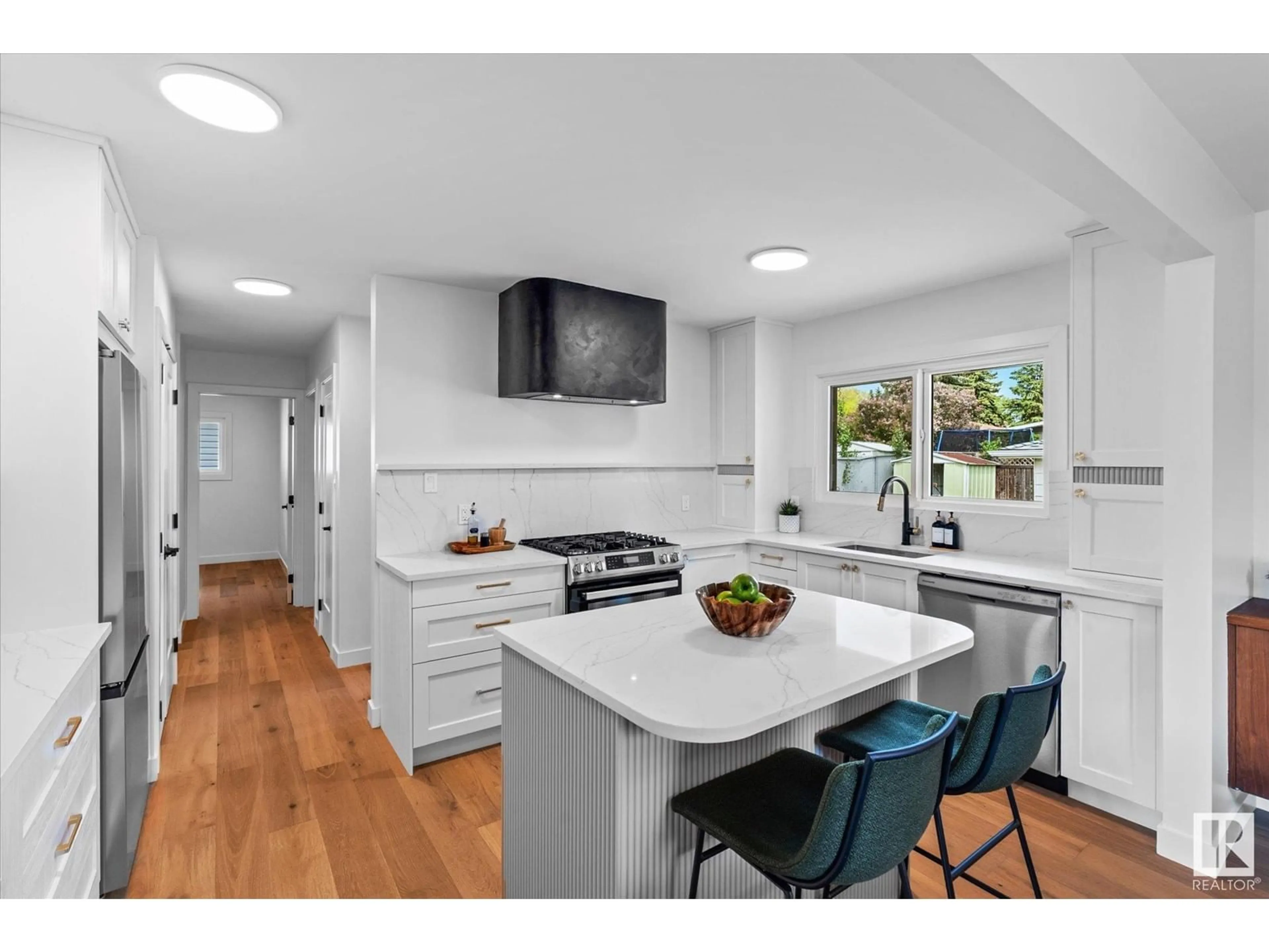 Open concept kitchen, ceramic/tile floor for 23 GRANVILLE CR, Sherwood Park Alberta T8B0B1