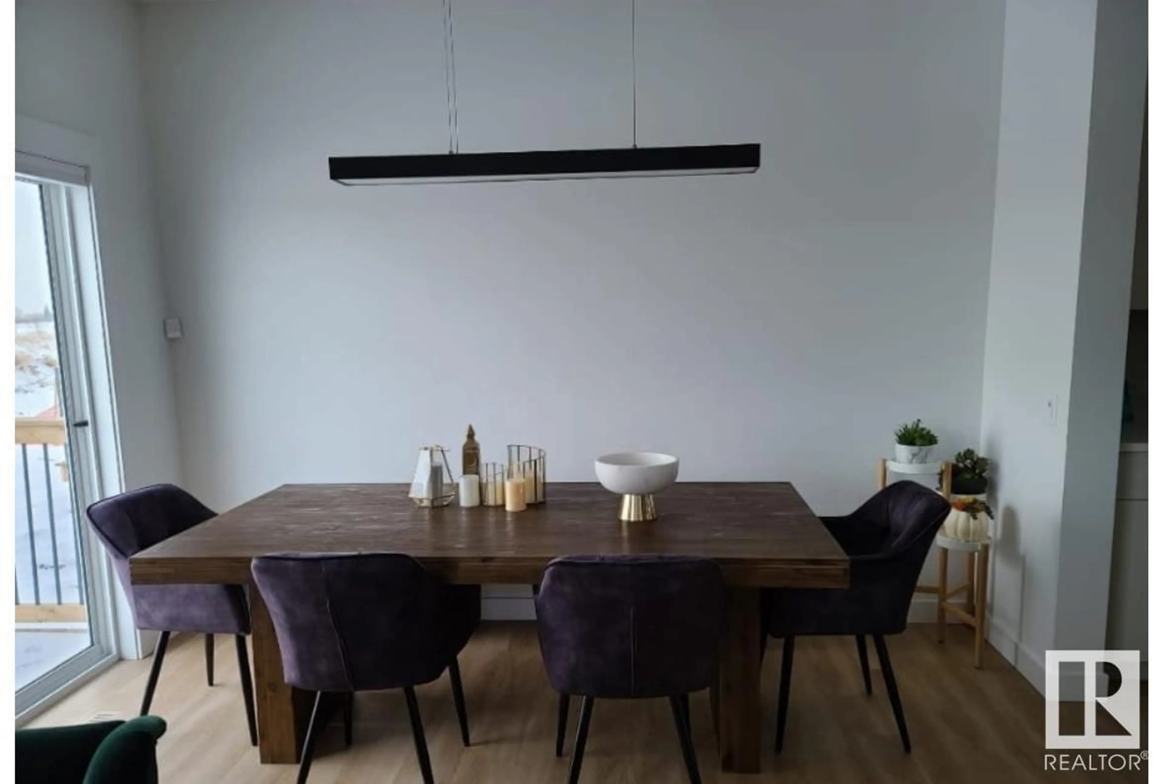 Dining room, wood/laminate floor for NW - 9981 205A ST, Edmonton Alberta T5T7N4