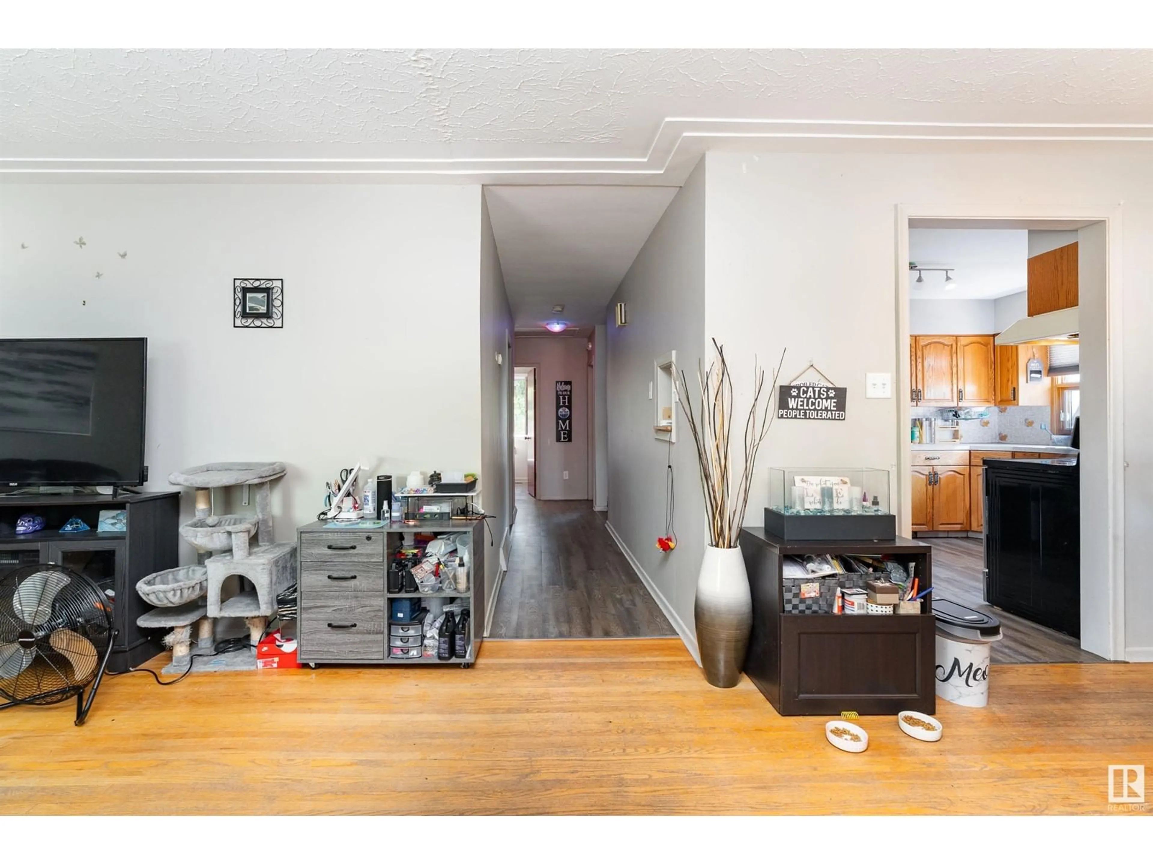 Unknown for 12915/12917 102 ST NW, Edmonton Alberta T5C4J4