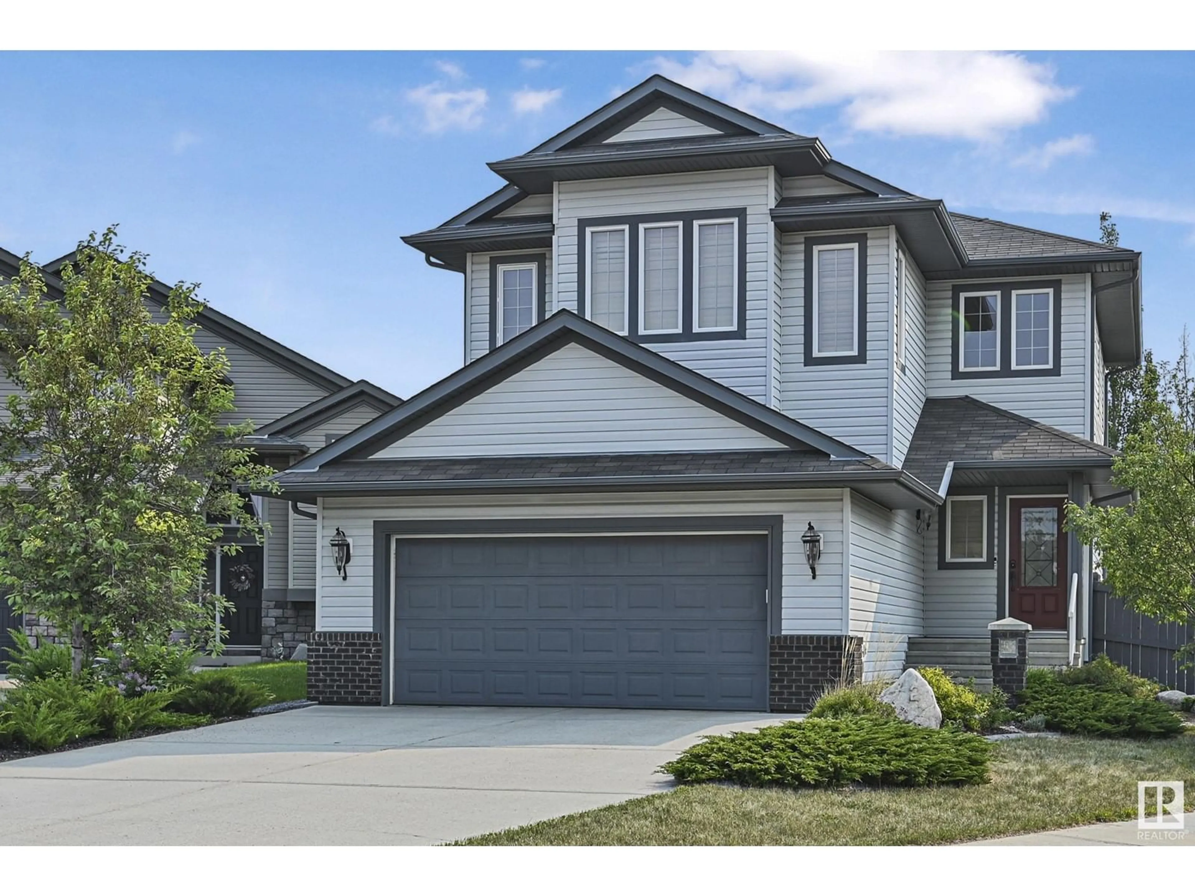 Home with vinyl exterior material, street for 2 WOODBRIDGE LI, Fort Saskatchewan Alberta T8L0H1