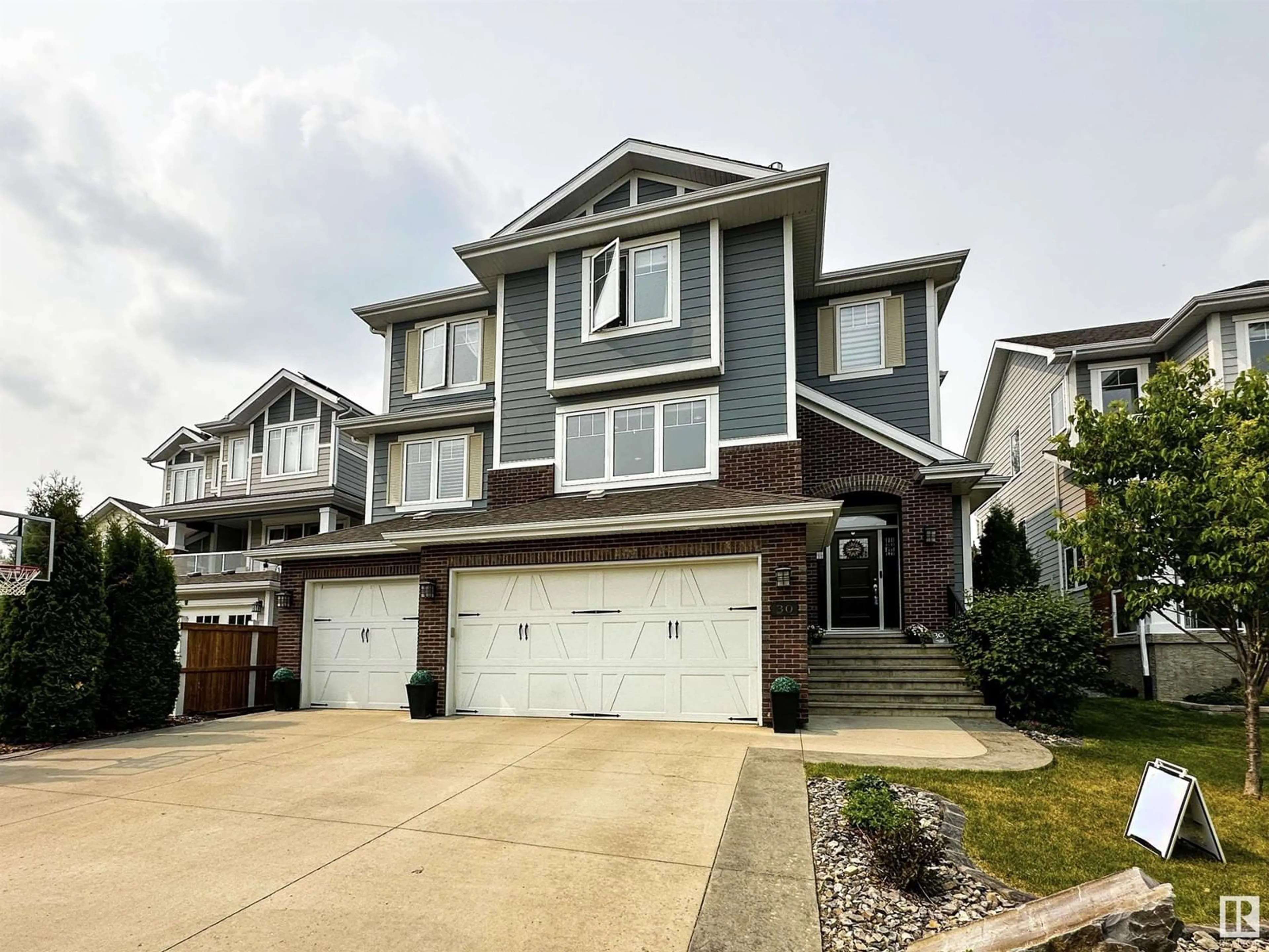 Unknown for 30 ORCHARD CT, St. Albert Alberta T8N4K2