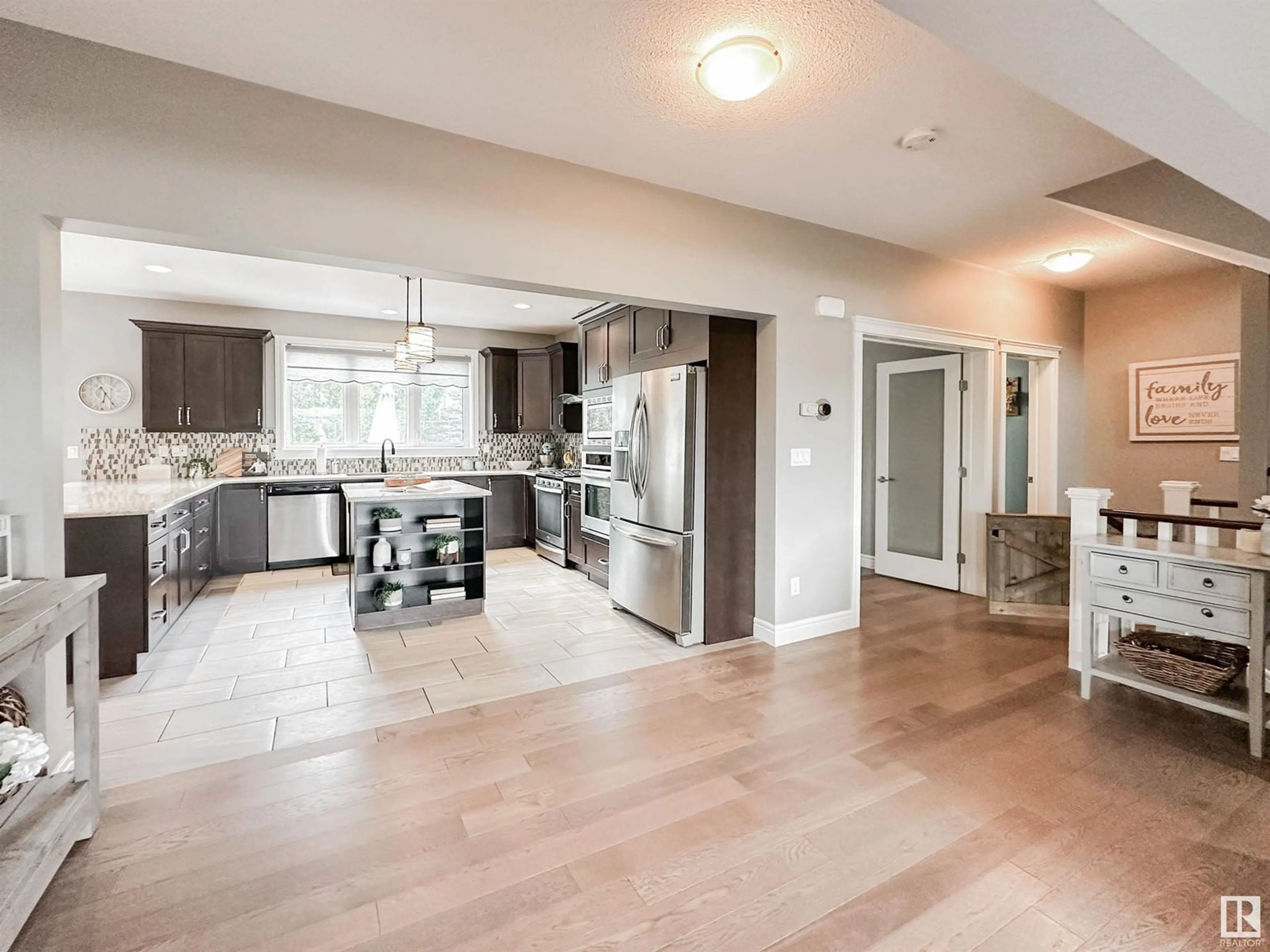 Open concept kitchen, unknown for 30 ORCHARD CT, St. Albert Alberta T8N4K2