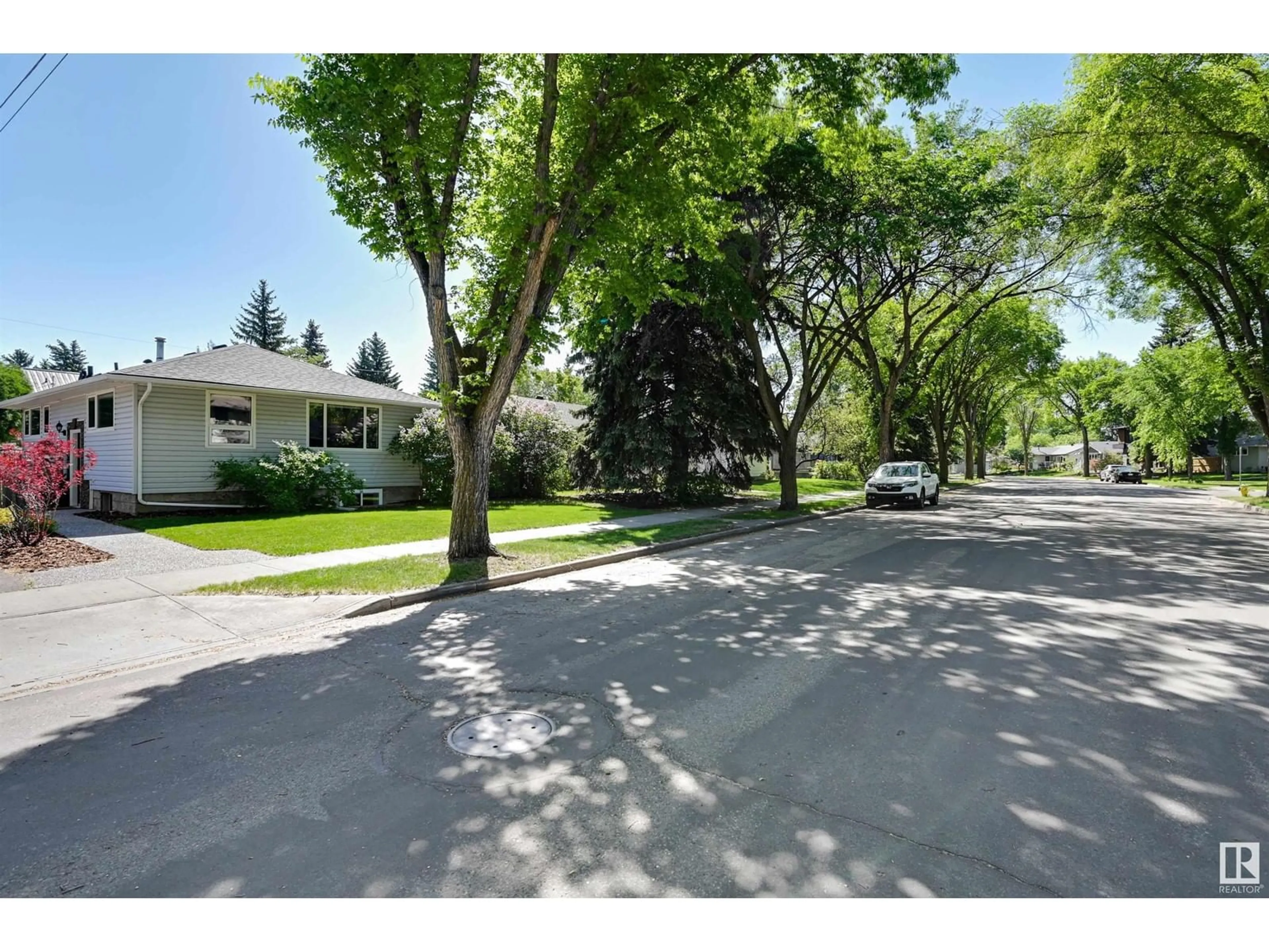 Unknown for 9311 146 ST, Edmonton Alberta T5R0W4