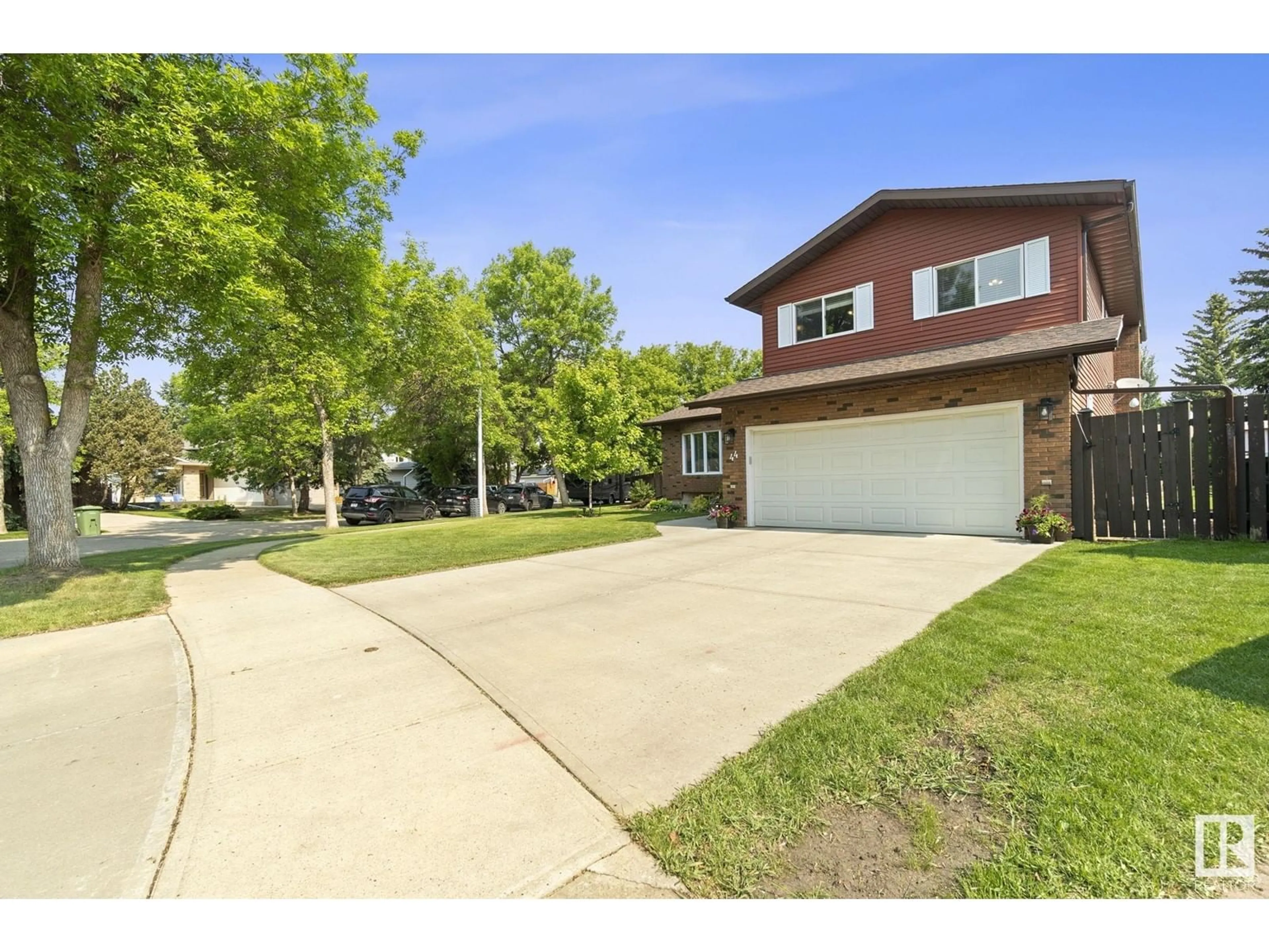 Unknown for 44 WAKEFIELD BV, St. Albert Alberta T8N3E9