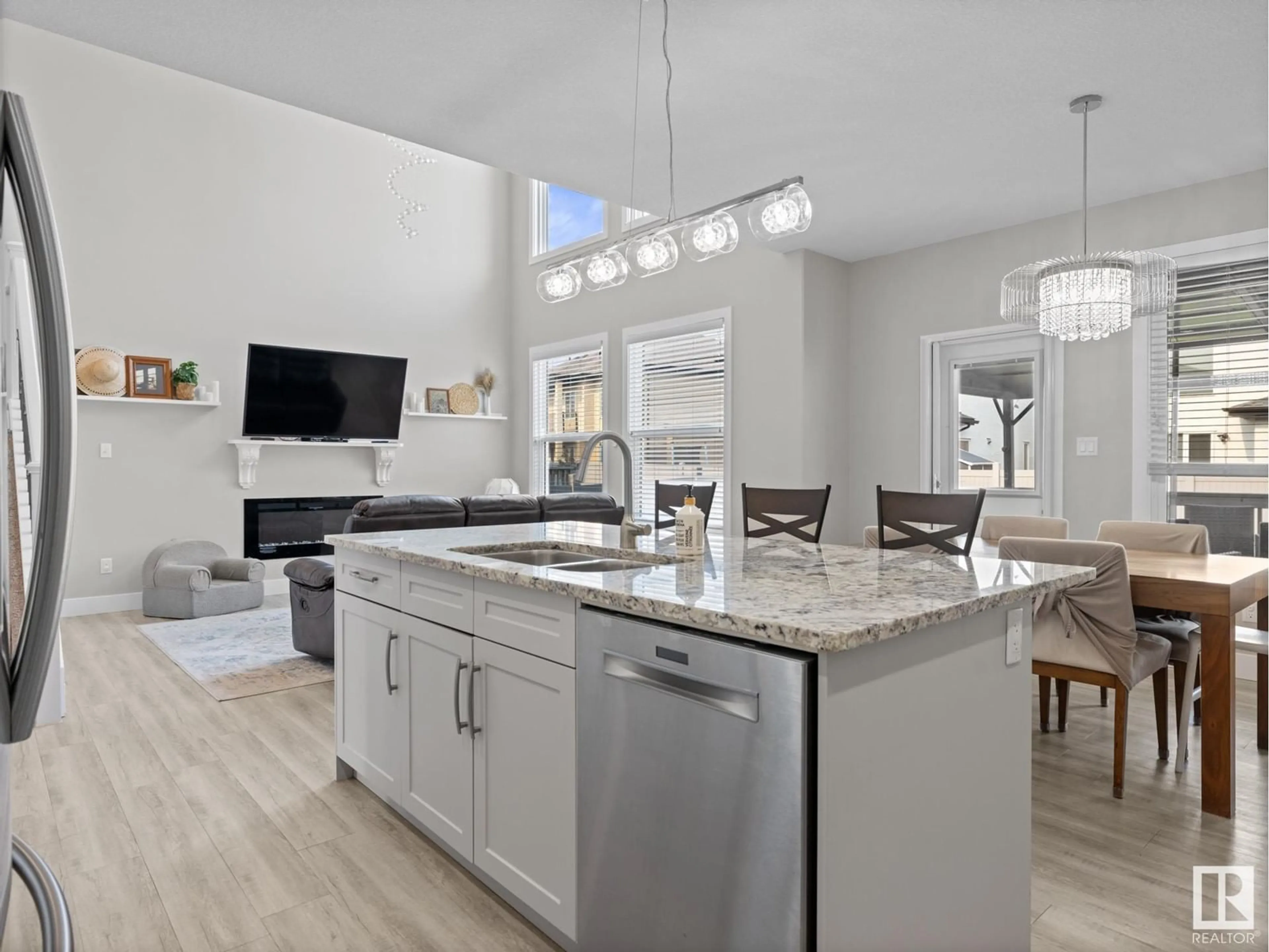 Open concept kitchen, ceramic/tile floor for NW - 17216 60 ST, Edmonton Alberta T5Y3W3