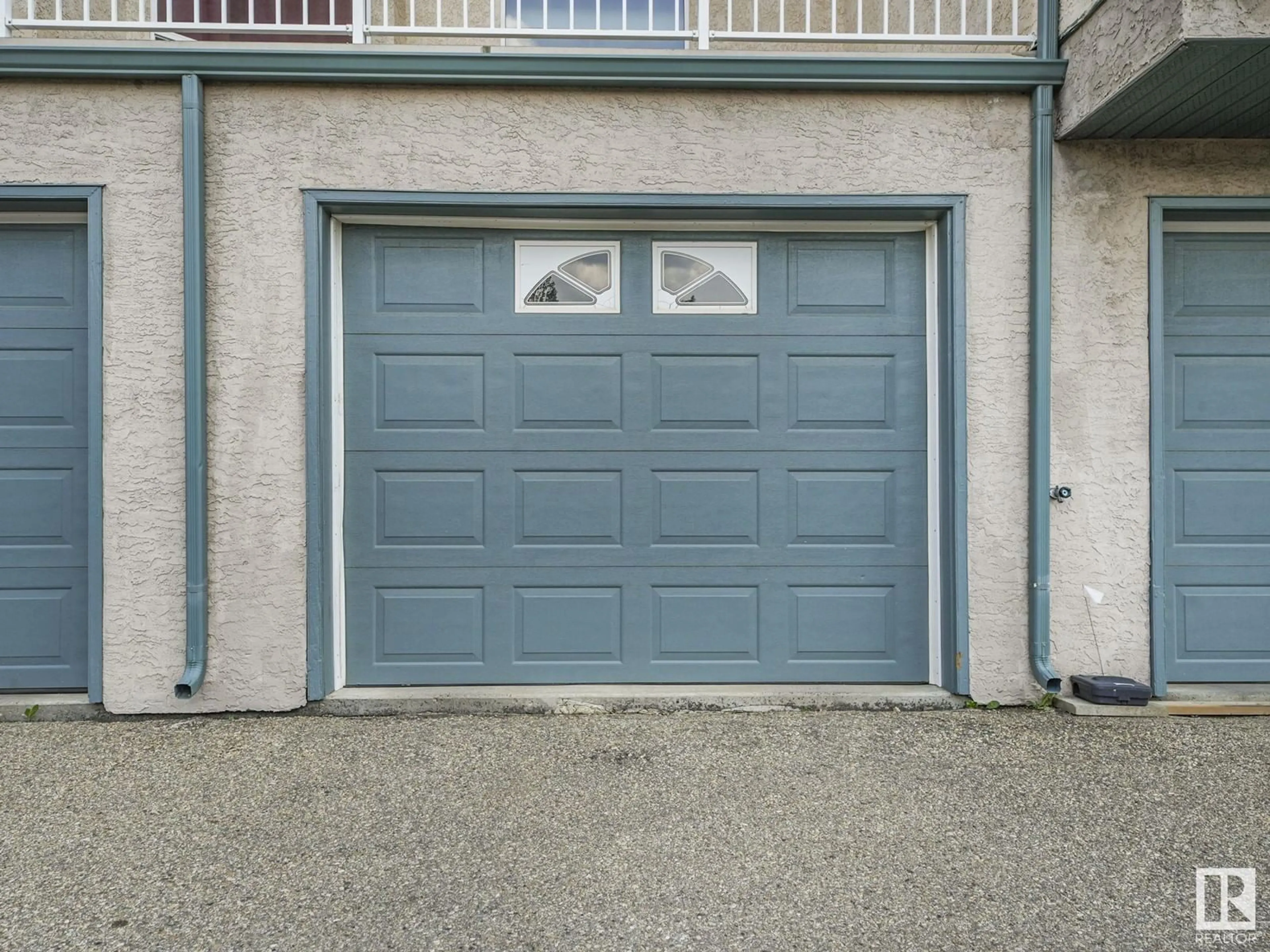 Indoor garage for 309 - 182 HADDOW CL, Edmonton Alberta T6R2V1