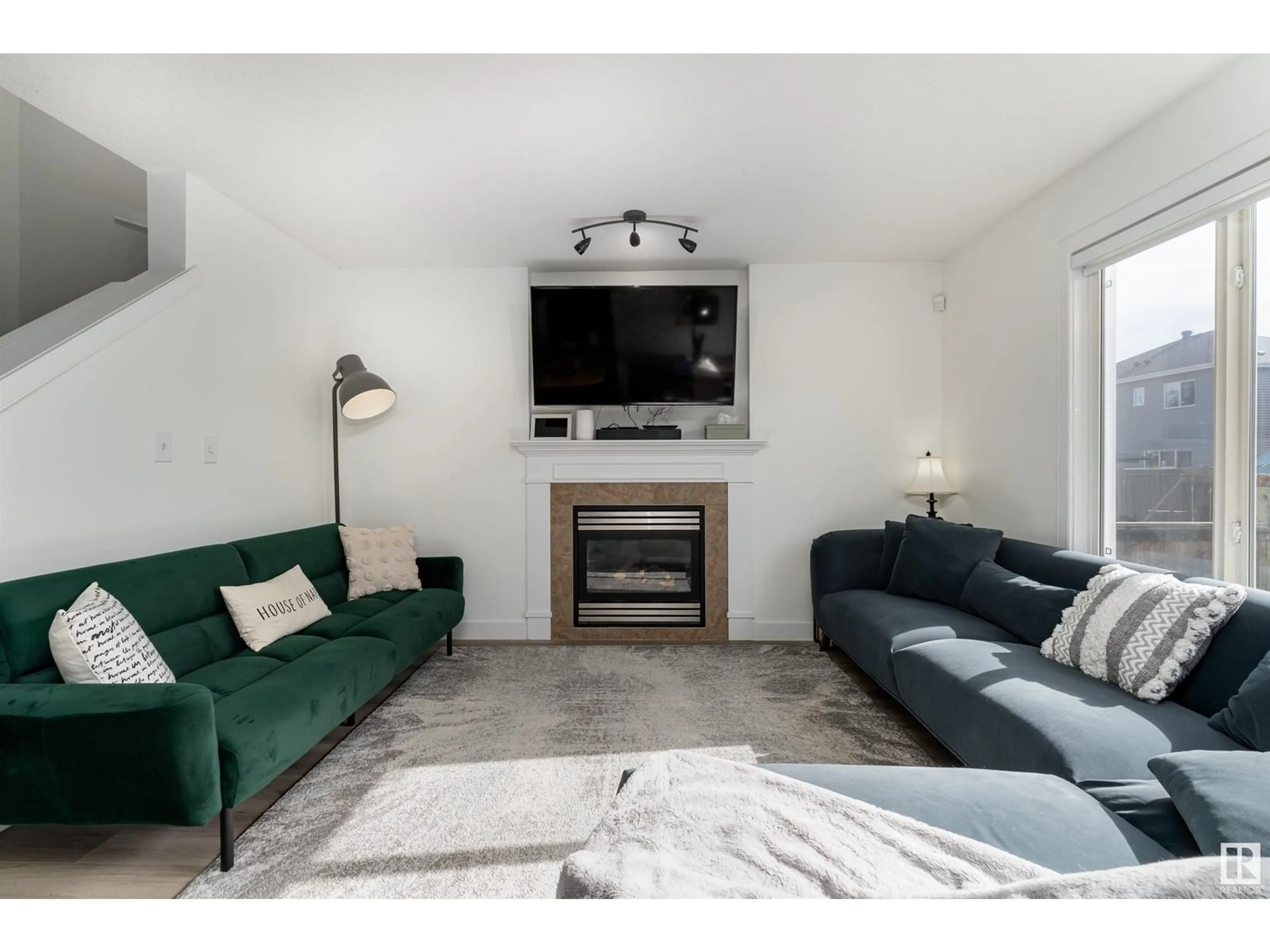 Living room with furniture, unknown for 17249 8A AV SW, Edmonton Alberta T6W0M7